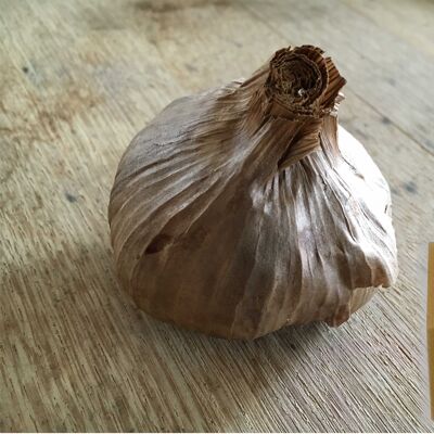 Ail Noir fermenté Bio entier environ 50g - Organic Fermented Black Garlic