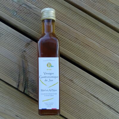 JUN Gastronomic Vinegar - Honey Black Garlic