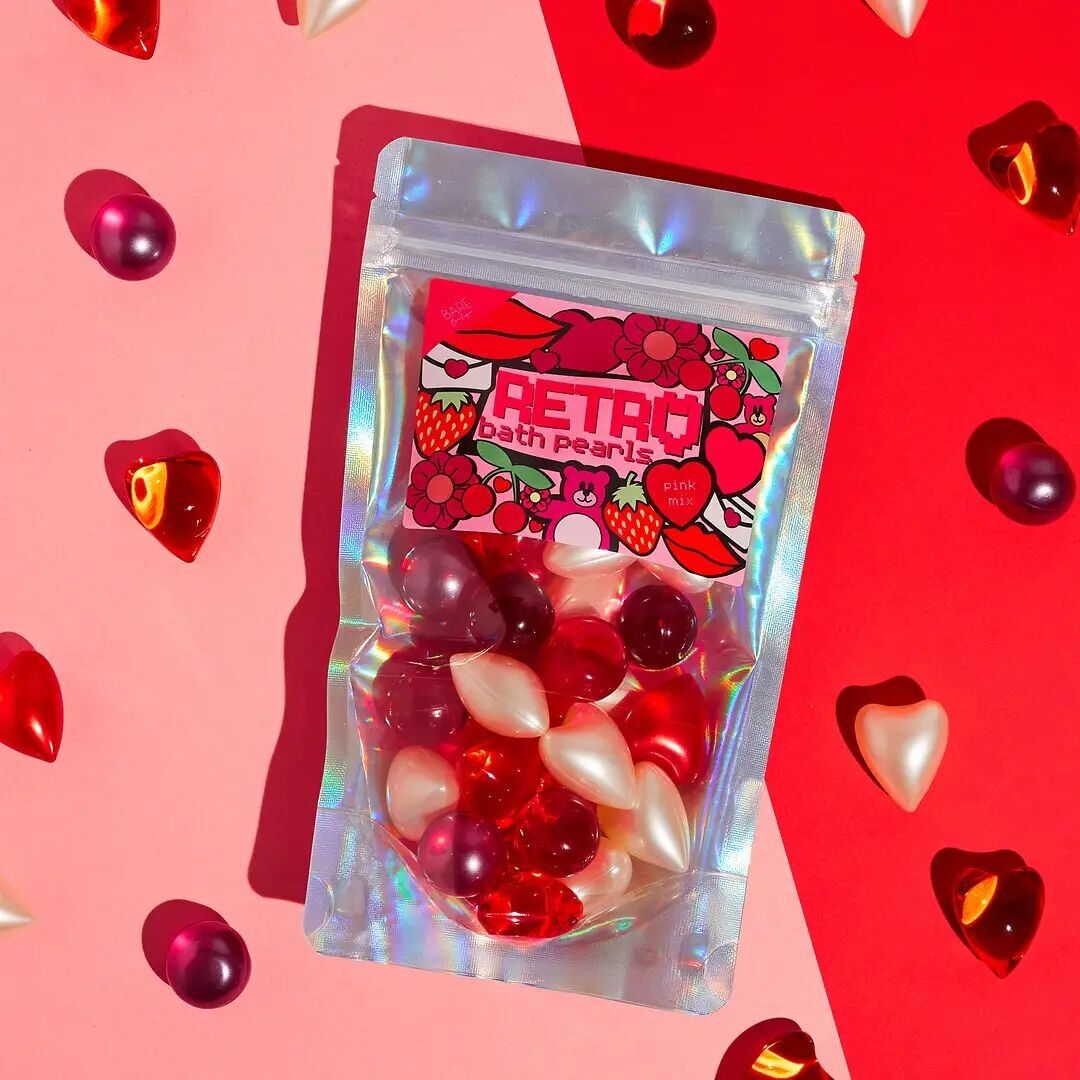 Retro 90s Pack of 30 Variety Bath Pearls. Valentines Edition