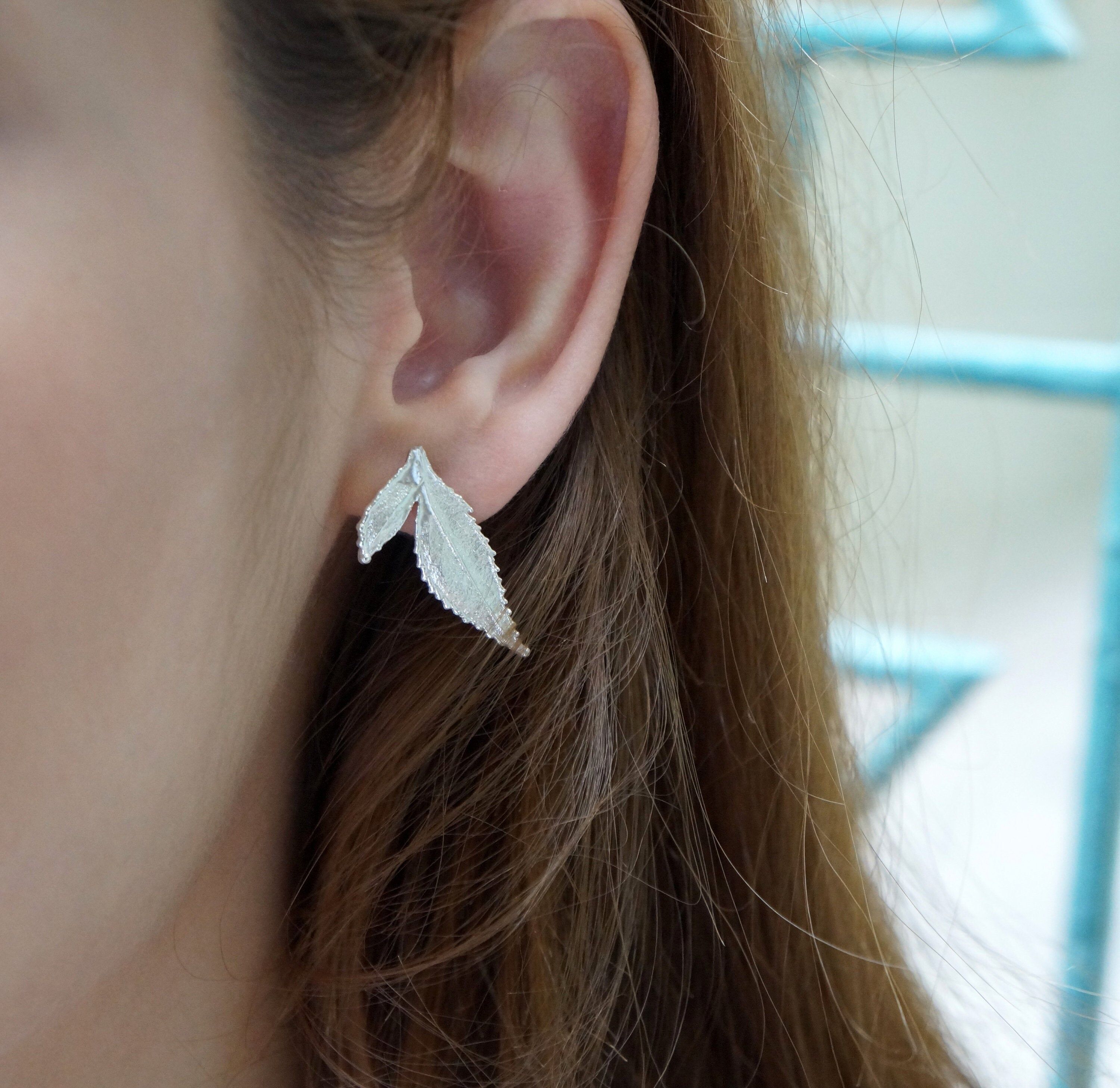 Orecchini a forma di foglia di tiglio in argento sterling ossidato • Gioielli botanici • Regalo ispirato alla natura per lei • Gioielli con simbolismo slavo - Italia