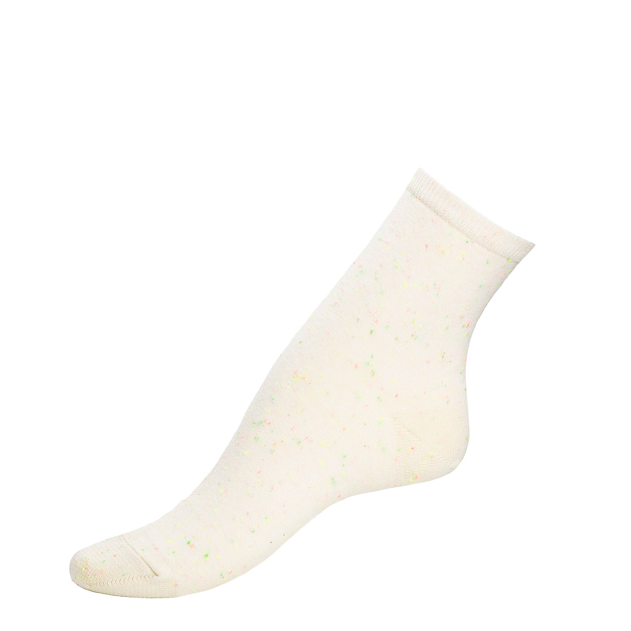 Die gesprenkelten Damensocken aus ecrufarbener Baumwolle