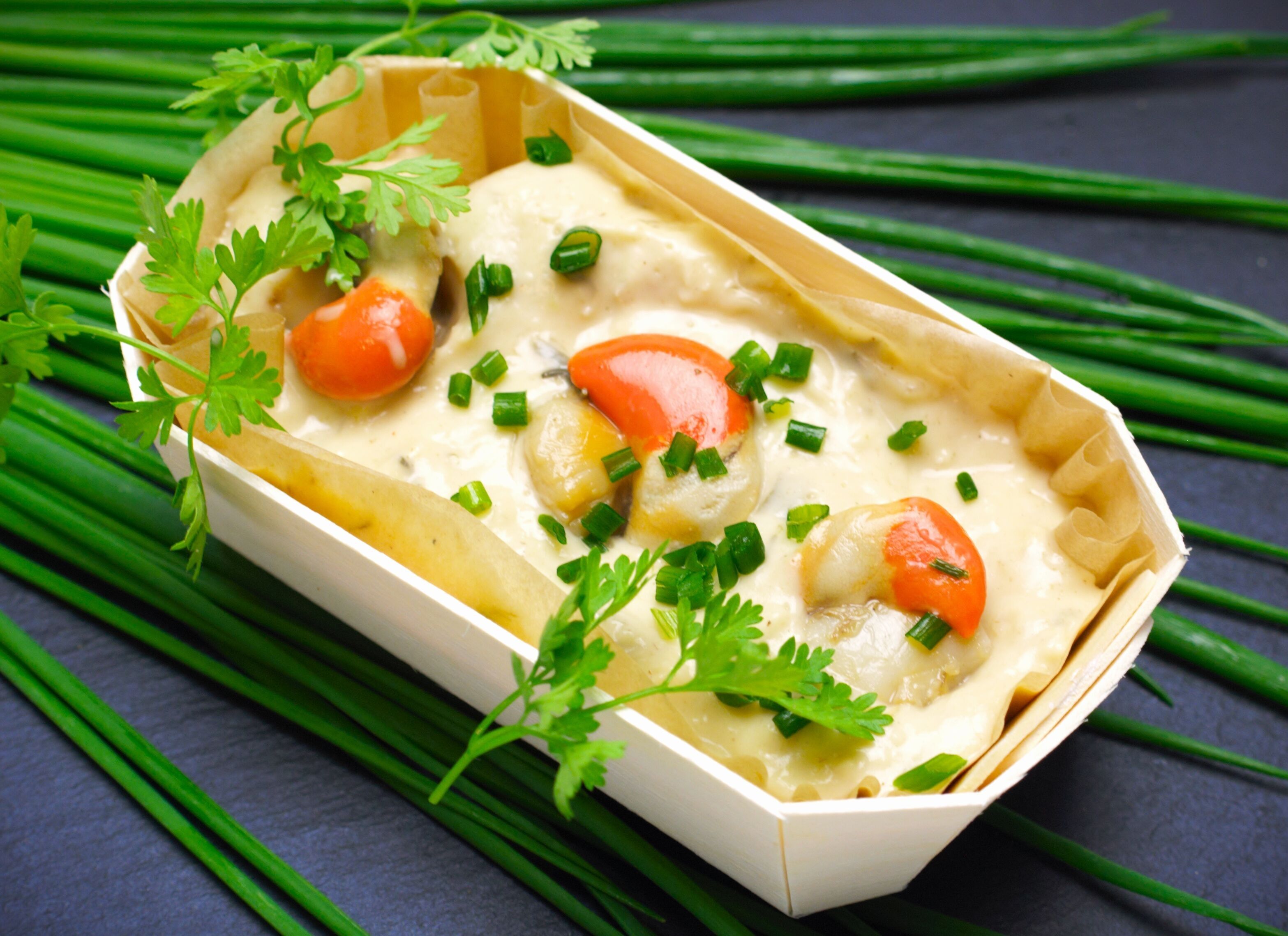 Buy wholesale Reflections of our local produce - 4 trays of scallops in ...