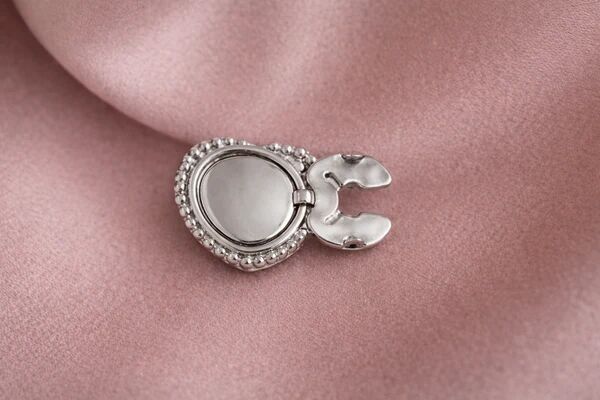 Nina Silberknopfschmuck