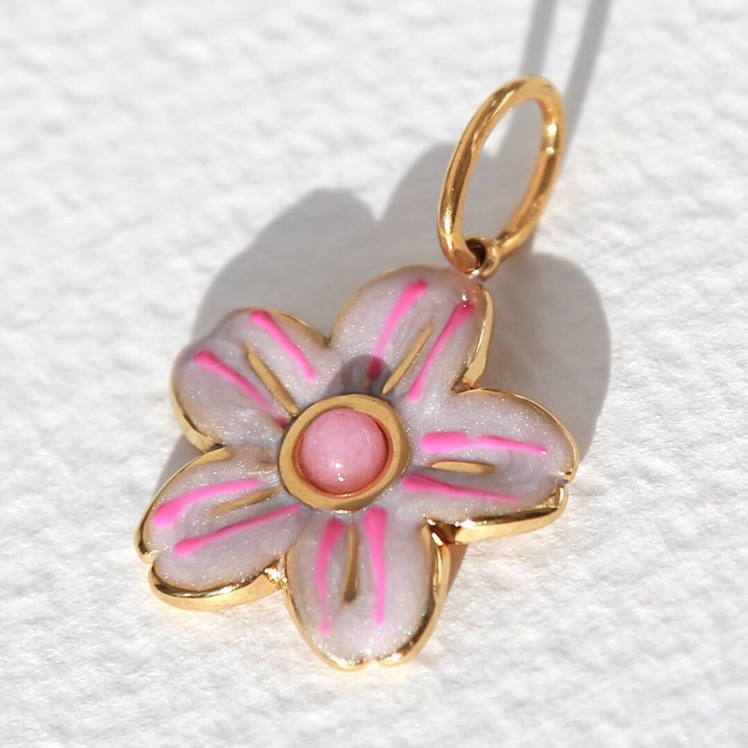 Charm flower pink