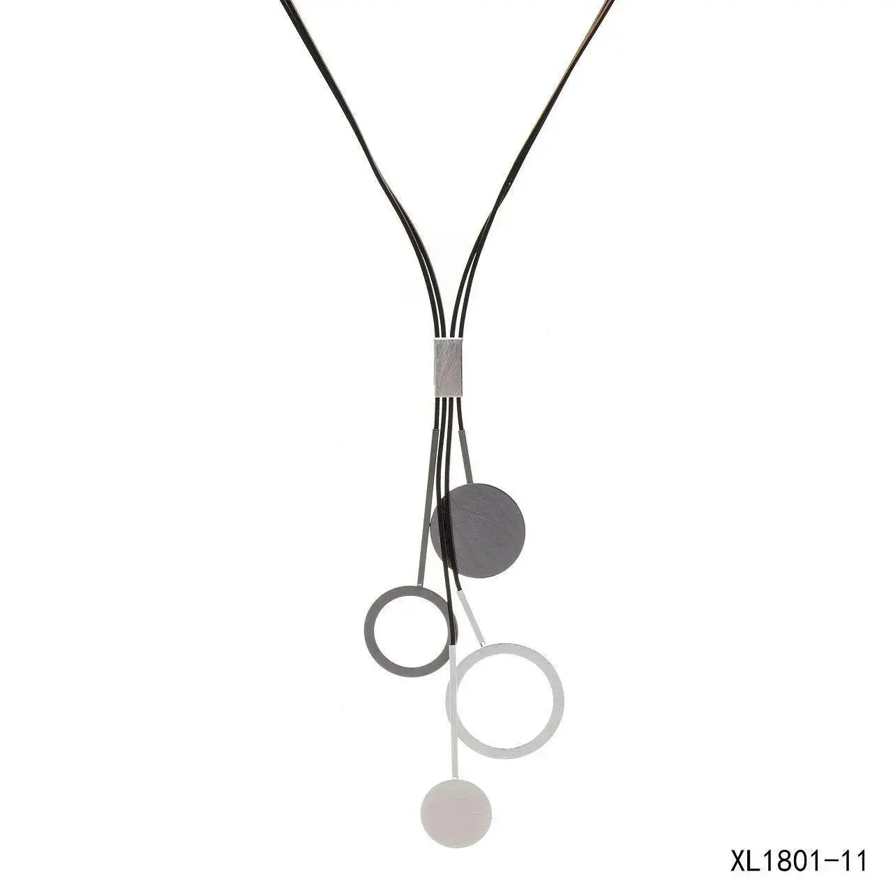 Collier Or 18 Carats Rose Avec Cercles En Diamants 1,10 Carat - 4,58 G, Occasion