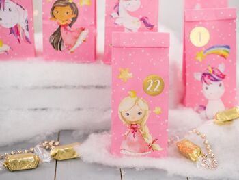 Calendrier de l'Avent Premium à remplir - princesse et licorne à coller - avec 24 sacs en papier imprimés roses et de superbes autocollants pour enfants - Noël 4