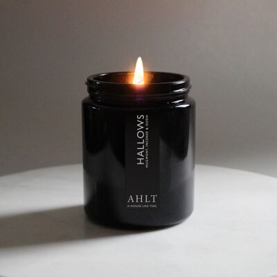 HALLOWS - Mugwort, Incense & Oudh - Scented Soy Candle