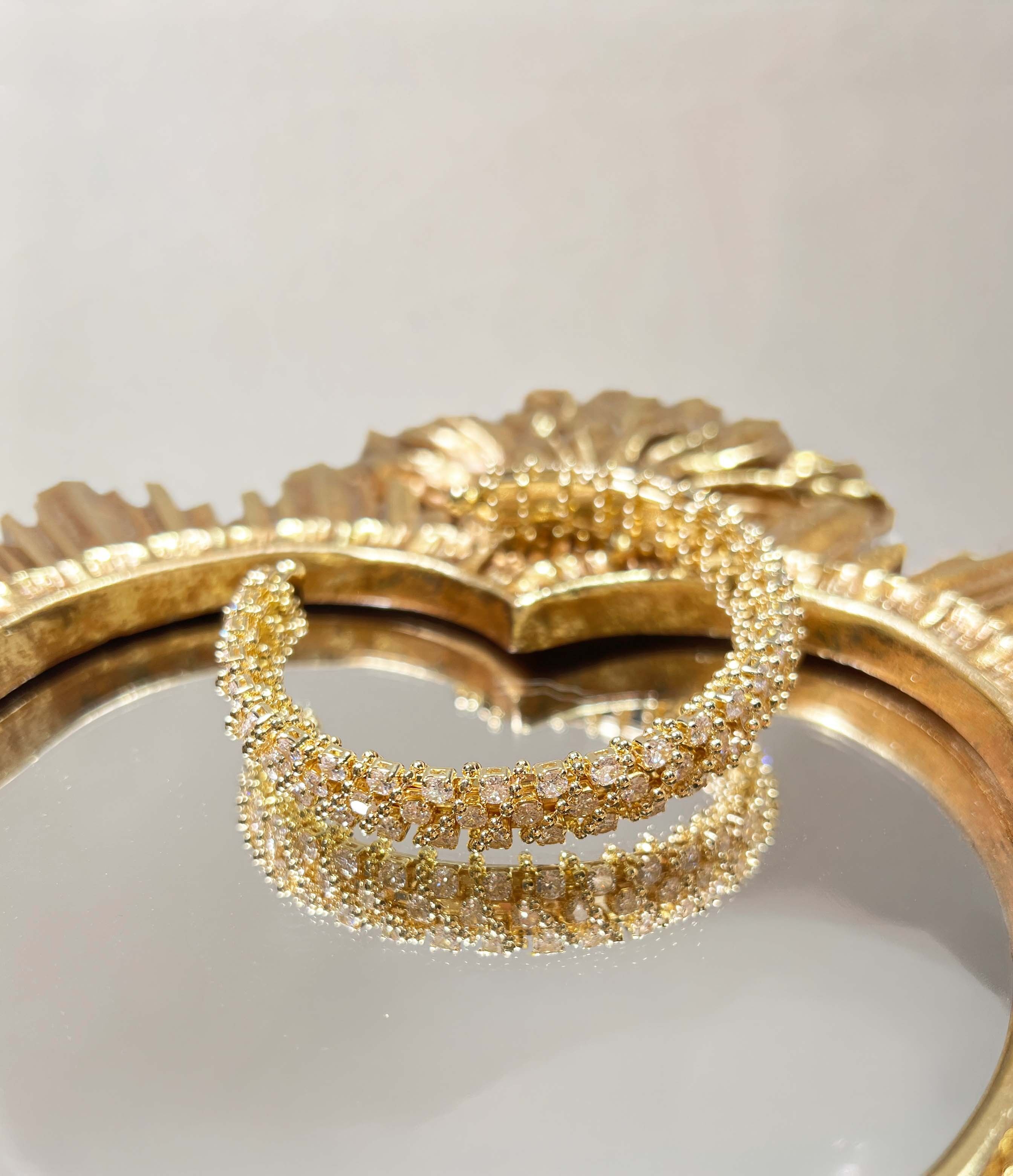 Strass-Armreif – 18 Karat vergoldetes Messing