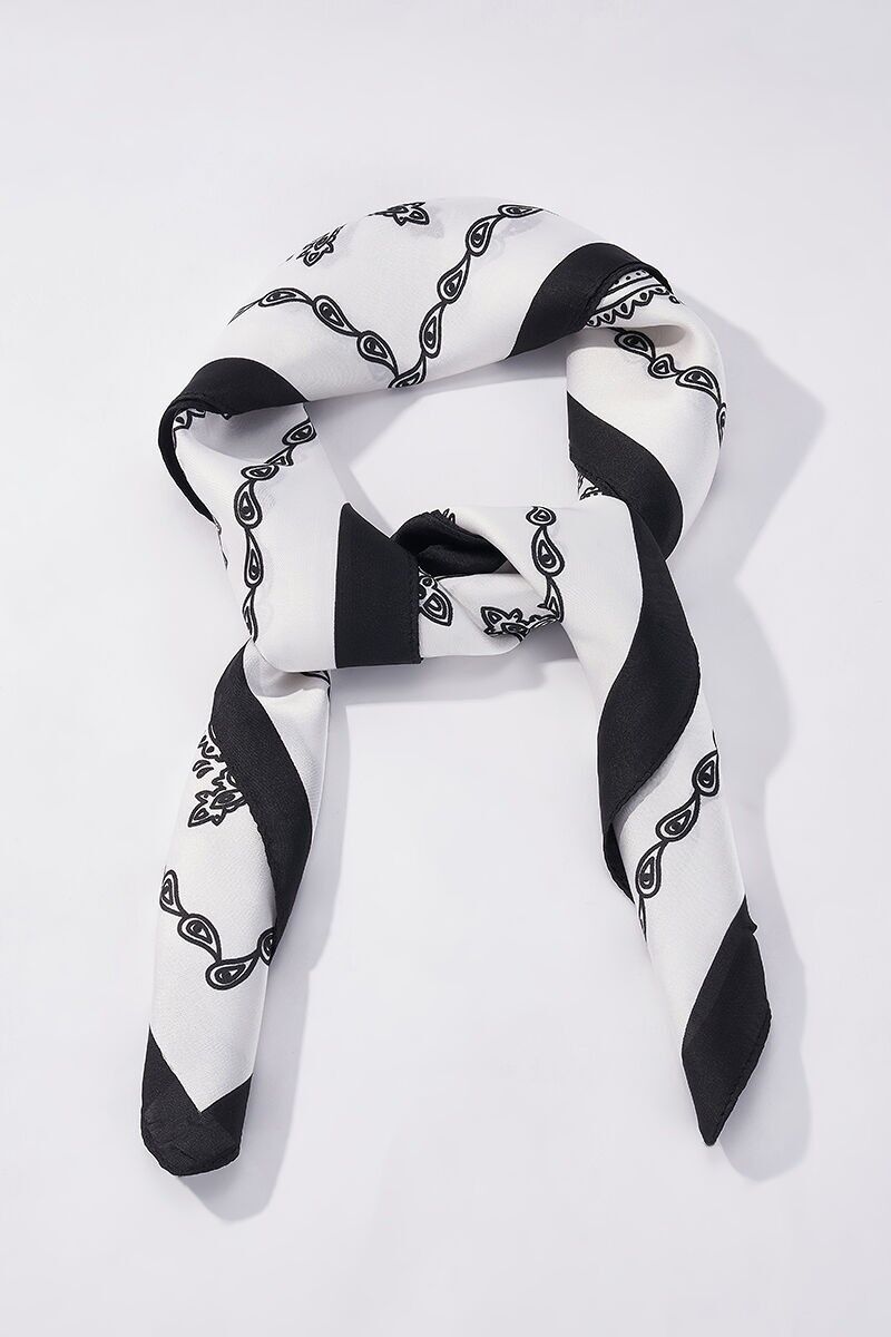 Gemusterter Schal 65 x 65 cm FL375DF