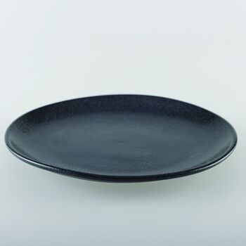 Assiette plate noire avec eclat 27cm 2