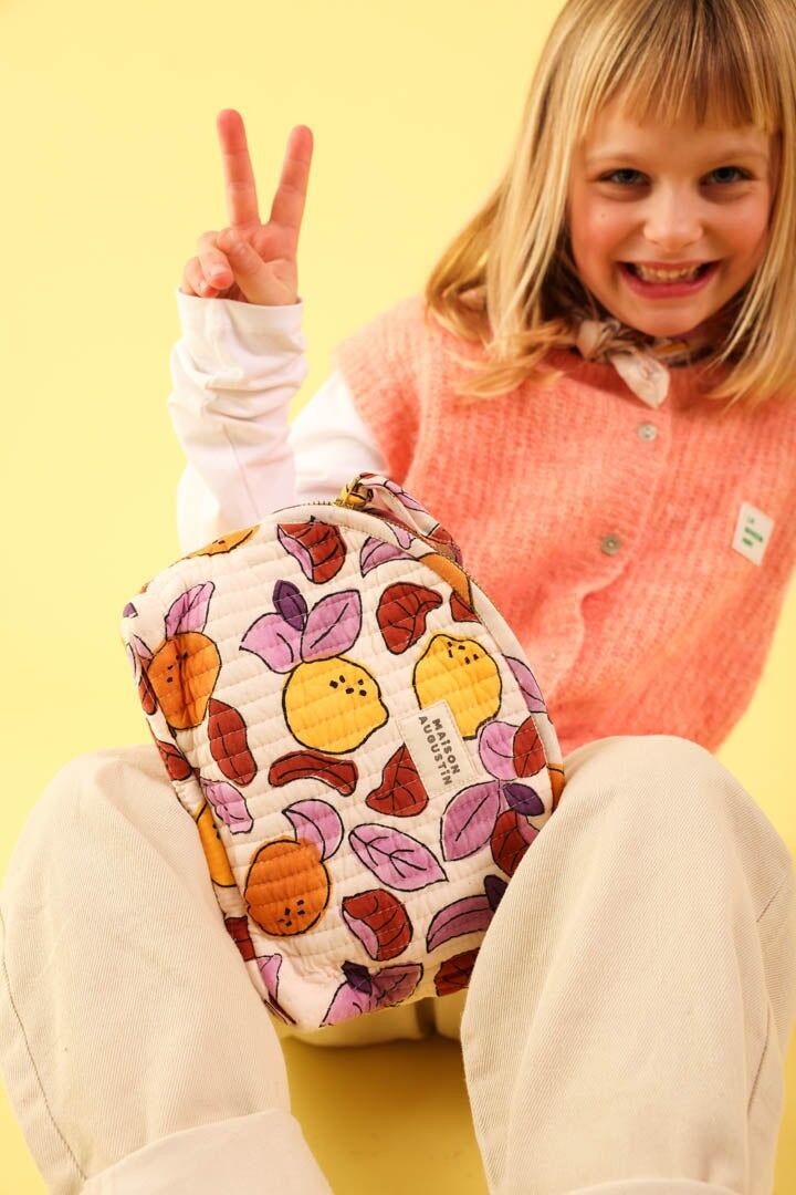 Pomelo-Flieder-Kosmetiktasche