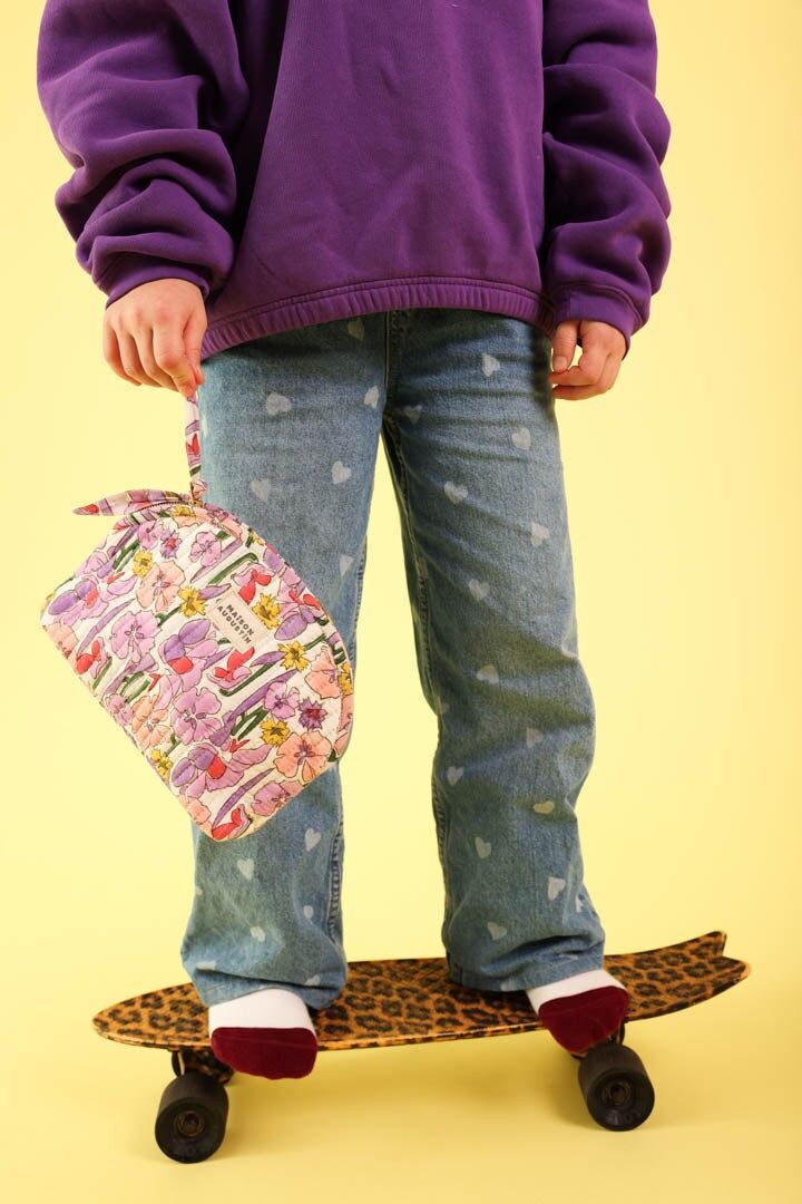 Kosmetiktasche mit Fliederblumenmuster