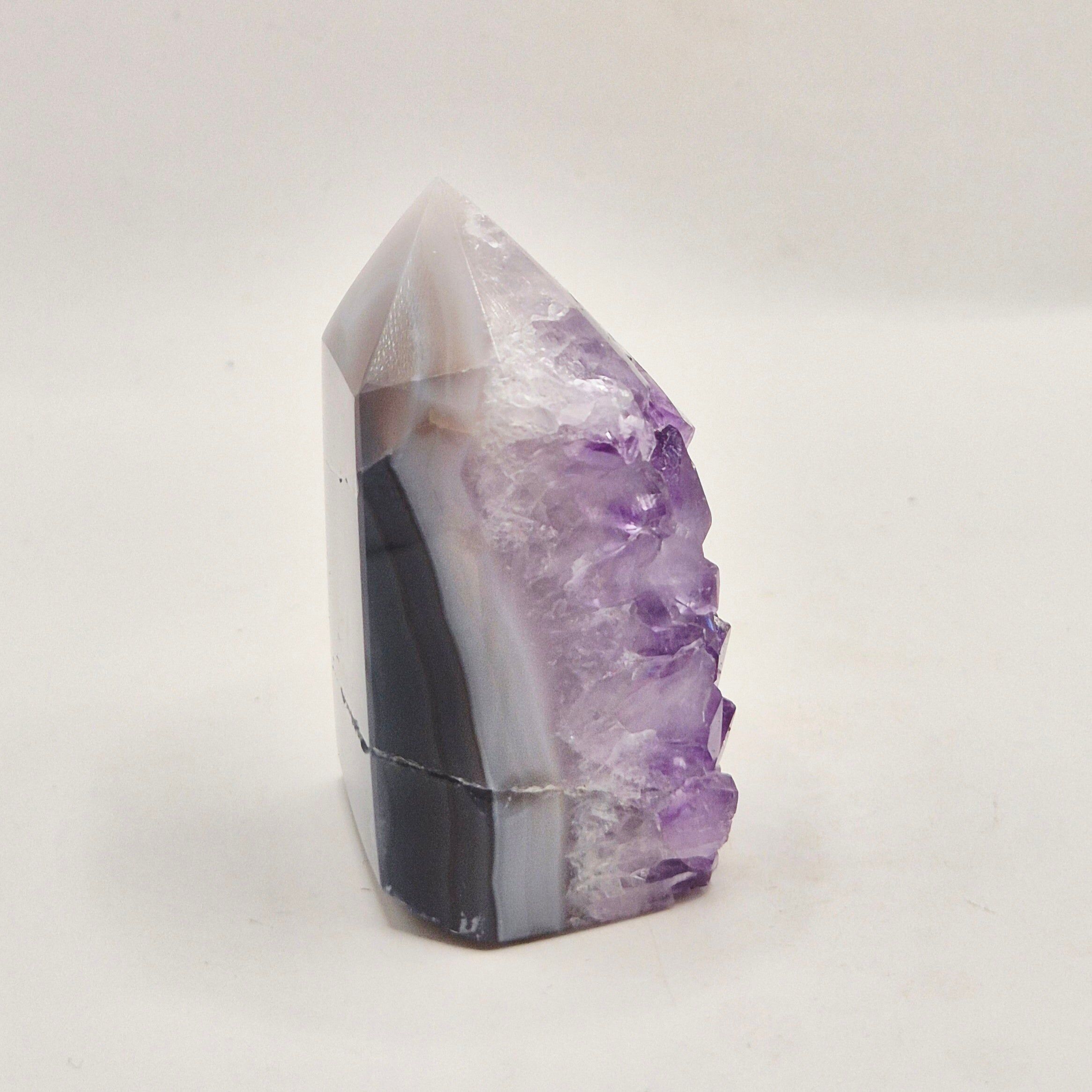 Amethyst-Achat-Spitze Uruguay 88g – Hochwertiger Druzy-Edelstein mit natürlichen Achatbändern