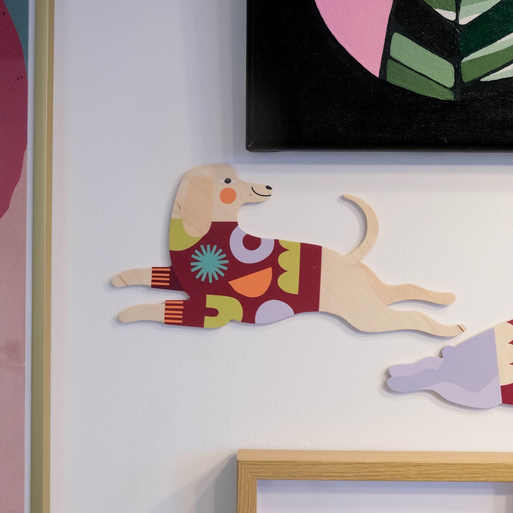 Pudding le chien – décoration murale en bois, accessoire de décoration coloré