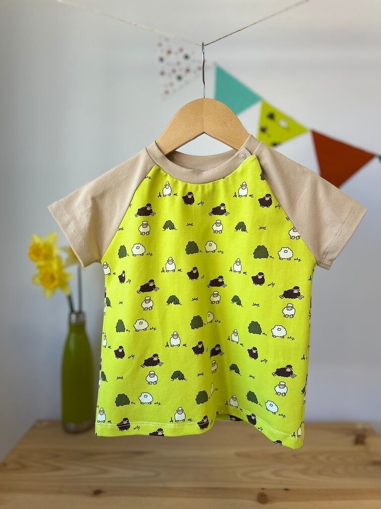 Short-sleeved "Leapfrog green" T-shirt