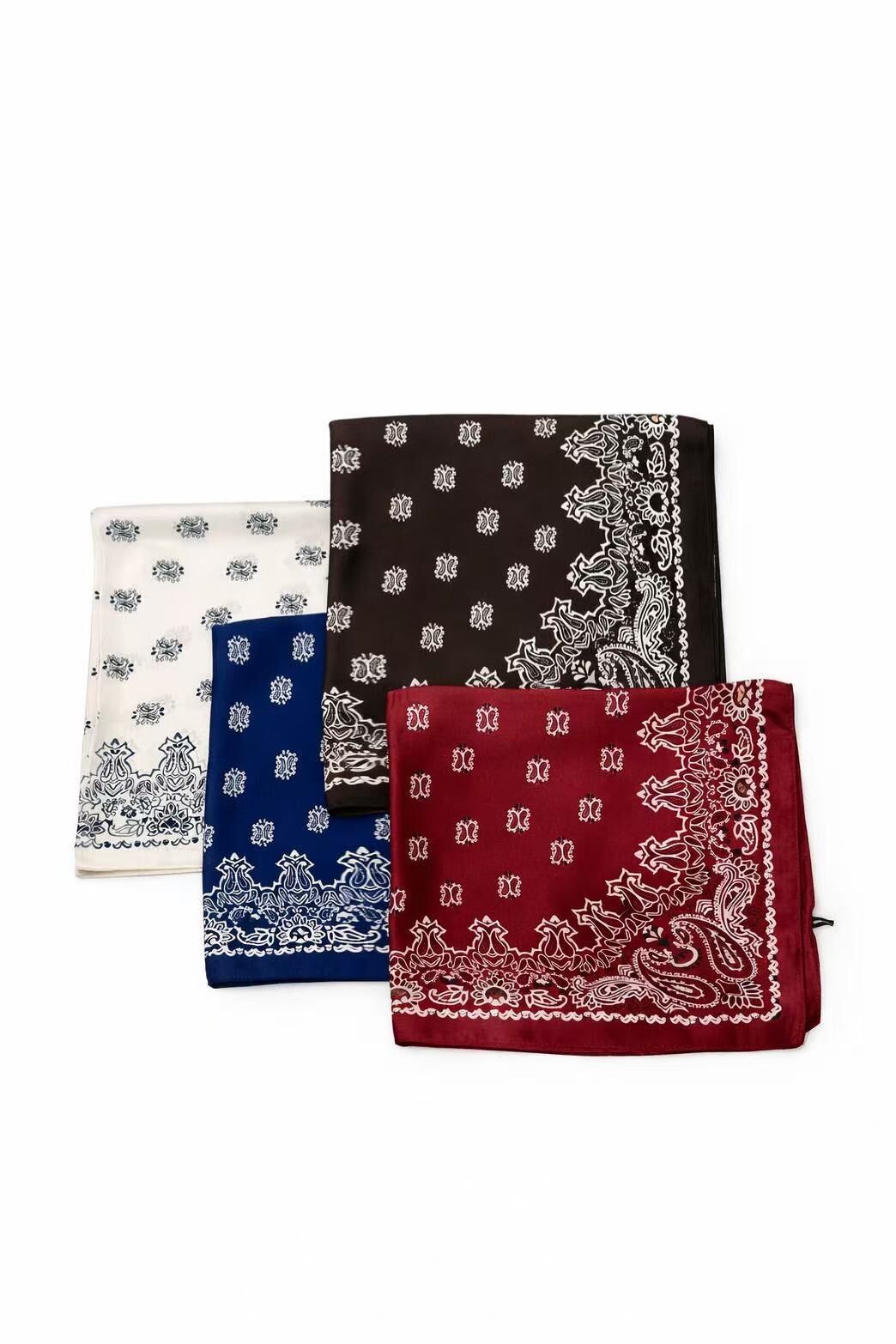 Patterned scarf 65 x 65 cm FL378DF