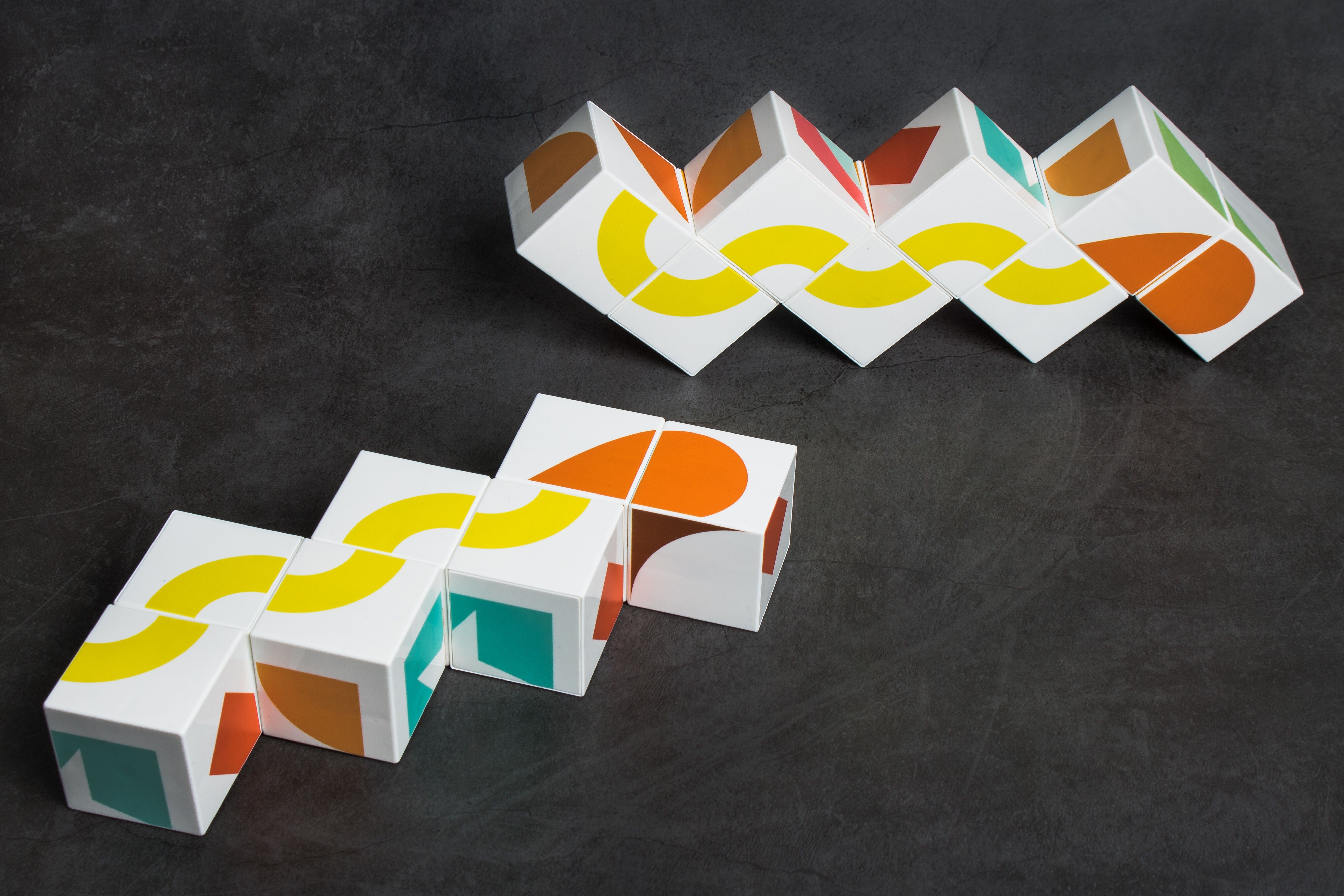 Magnetische Würfel mit Formen