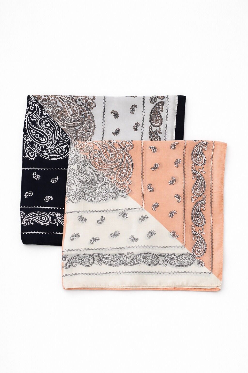 Patterned scarf 65 x 65 cm FL382DF