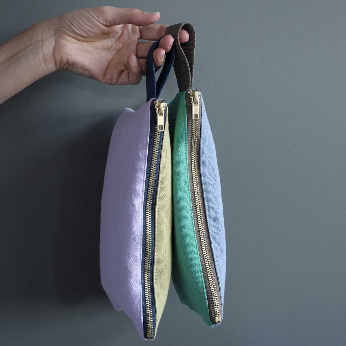 Lilac and pineapple tricolor pouch with handle, 14 x 24