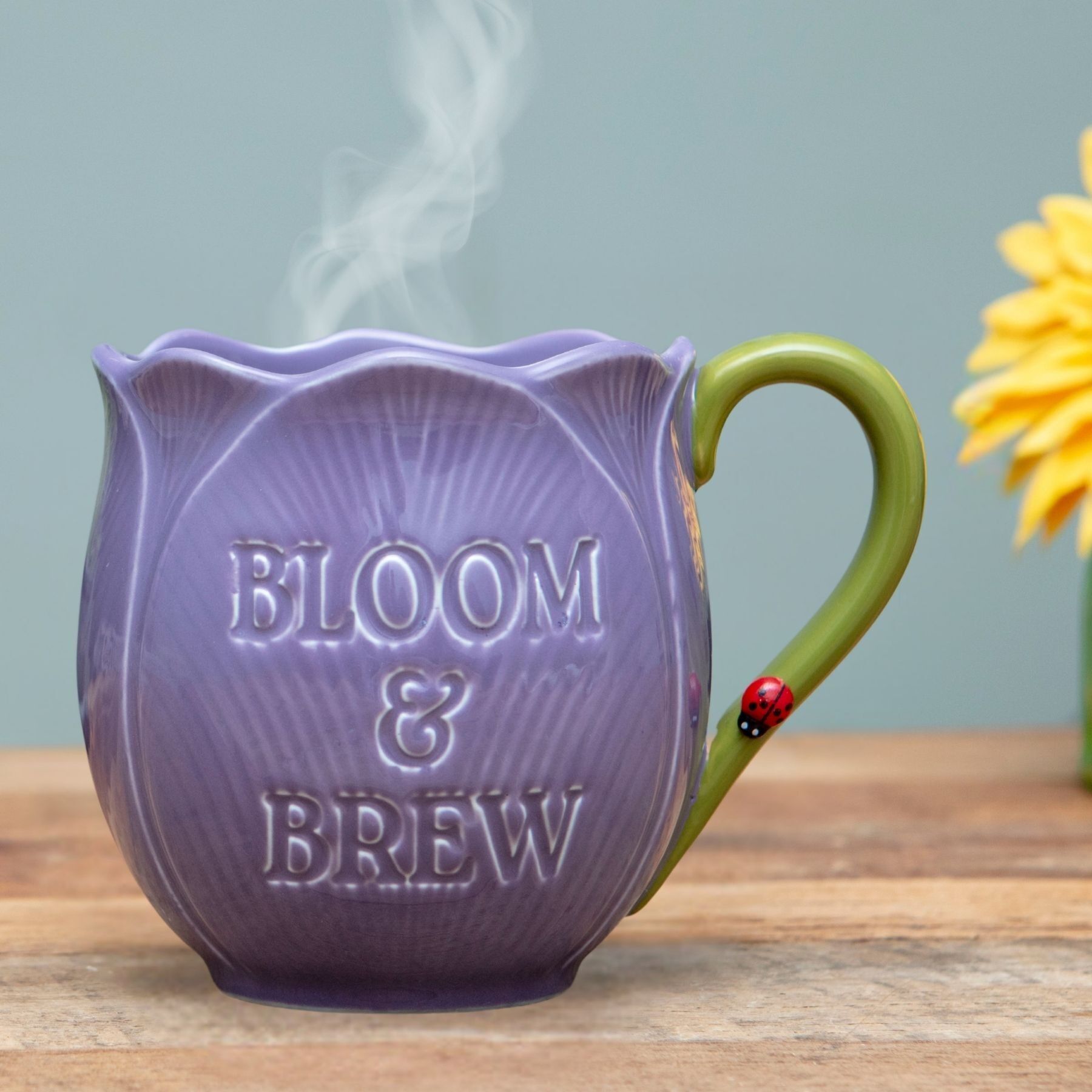 Bloom & Brew Tulip Flower Mug – Unusual Gardening Gift