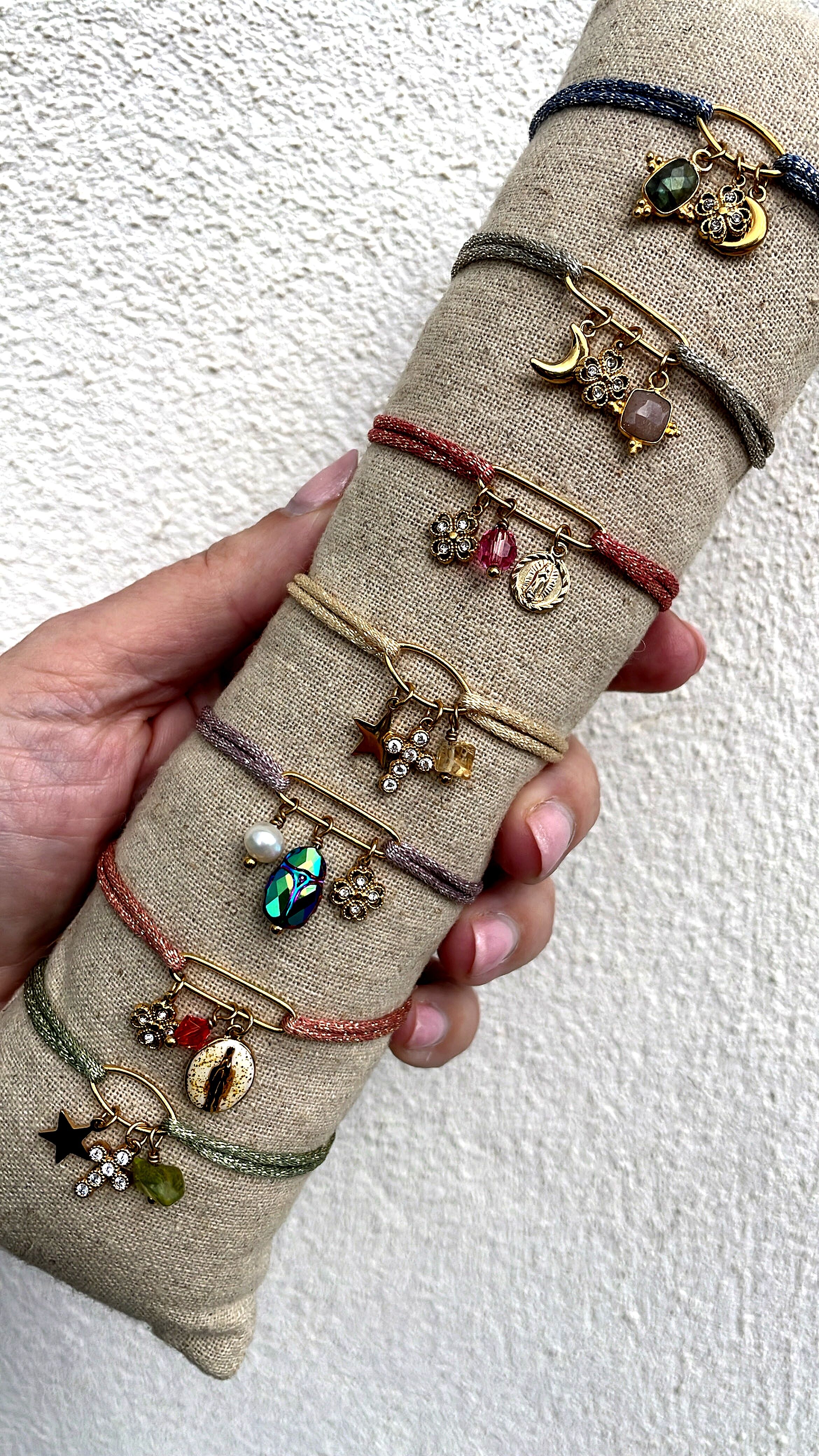 OSTARA adjustable bracelet