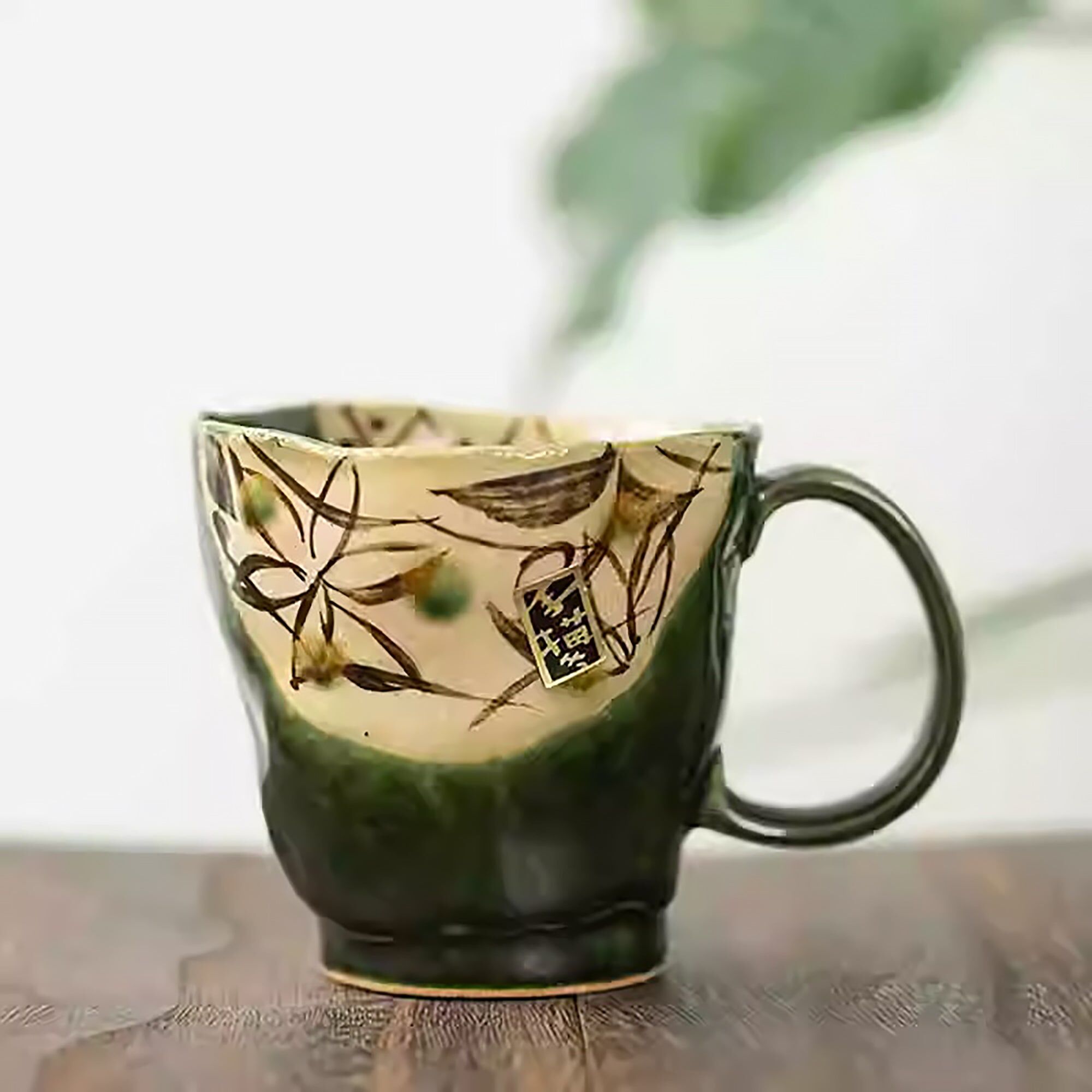 Minoyaki Retro-Keramikbecher in Grün