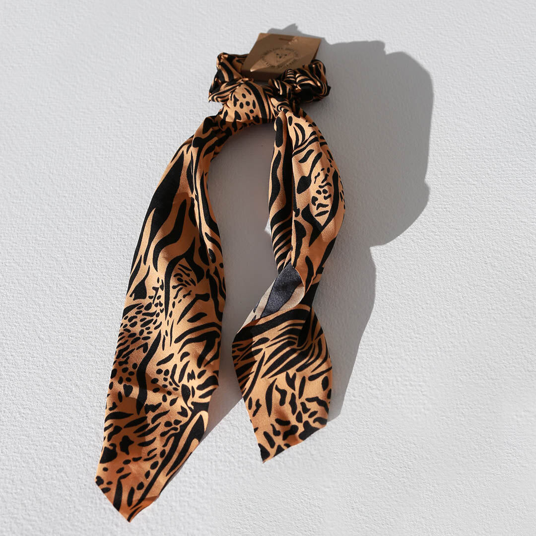 Scrunchie scarf animal