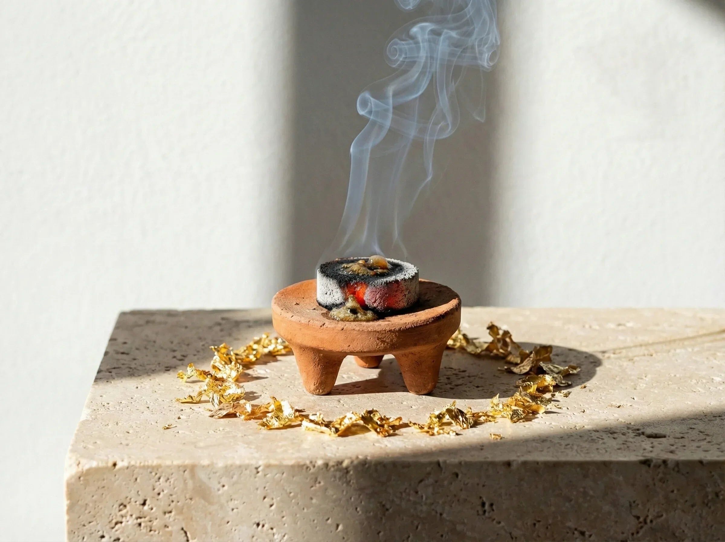 Terracotta Tripod Burner - Stability, Ancestral Tradition Gold