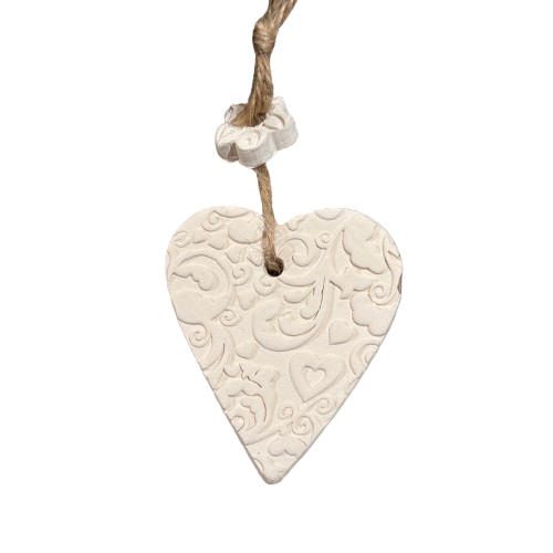 Ceramic heart-shaped fragrance diffuser - Hanging car and closet air freshener