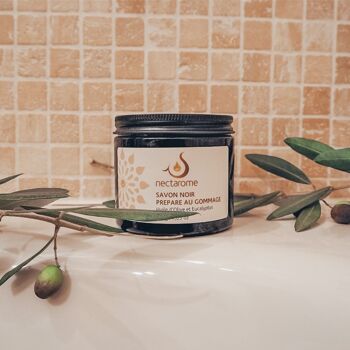 Savon noir à l'huile d'olive et eucalyptus 3