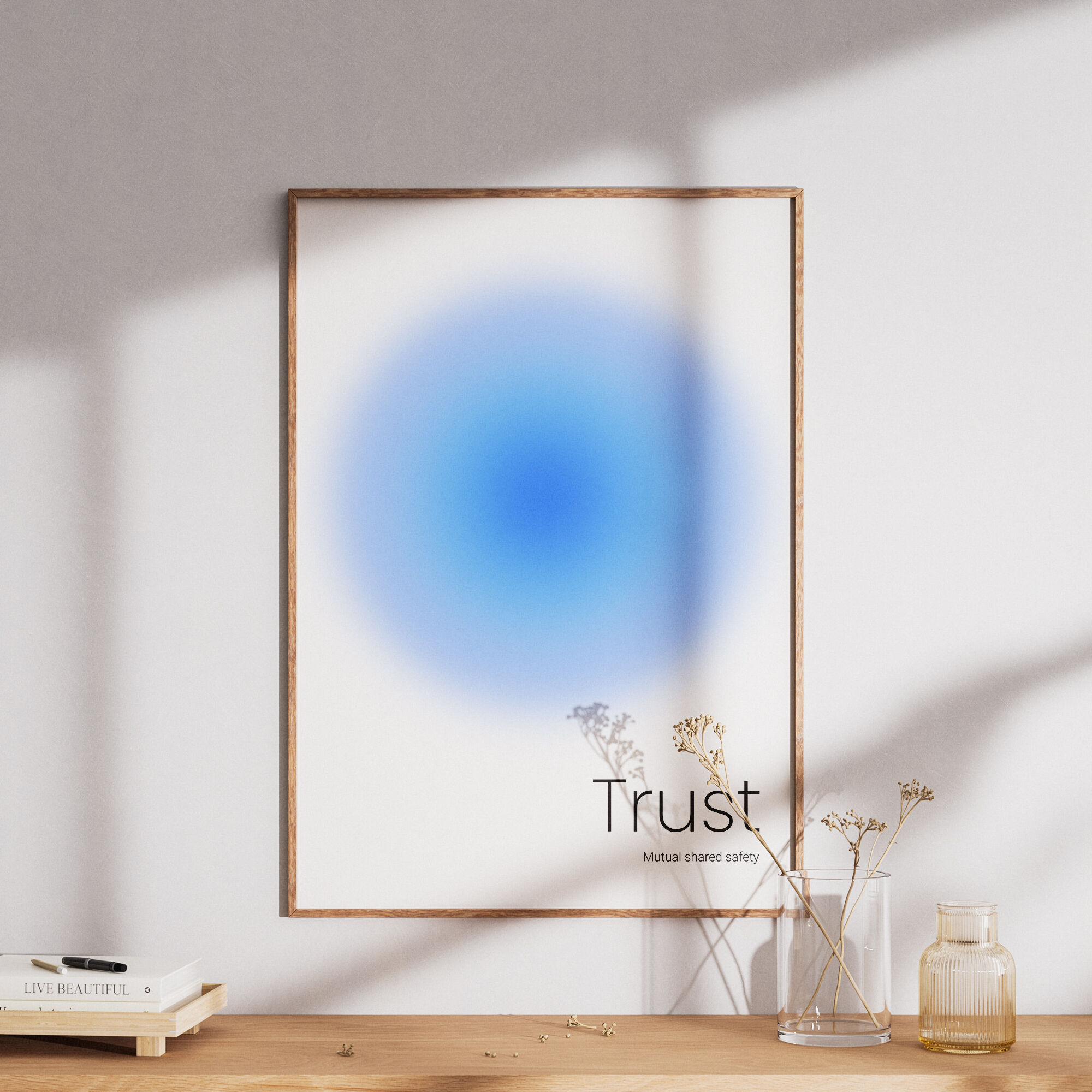 Affiche décorative minimaliste bleu dégradé avec texte "Trust" design moderne épuré