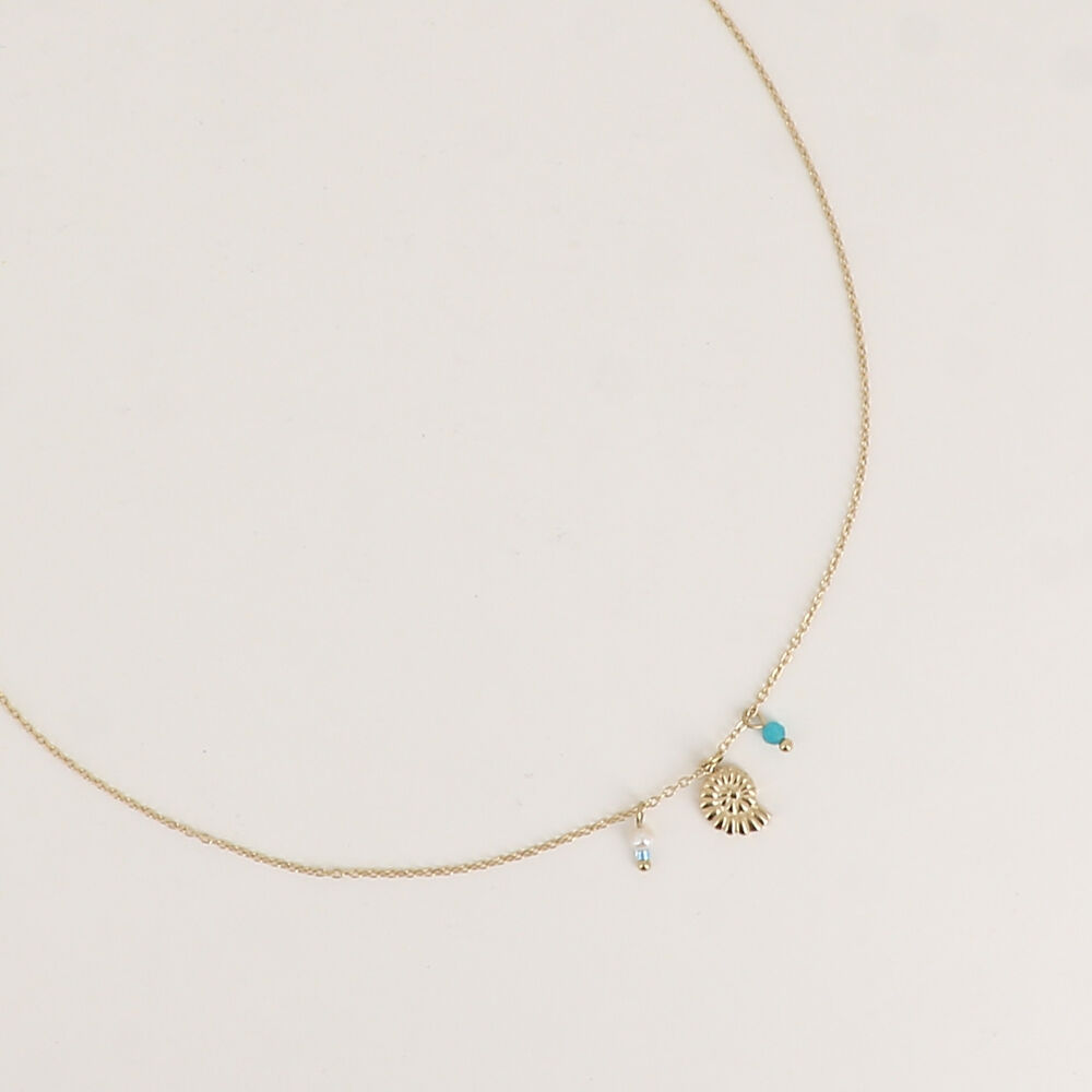 Necklace - snail shell, small freshwater pearl and natural stone