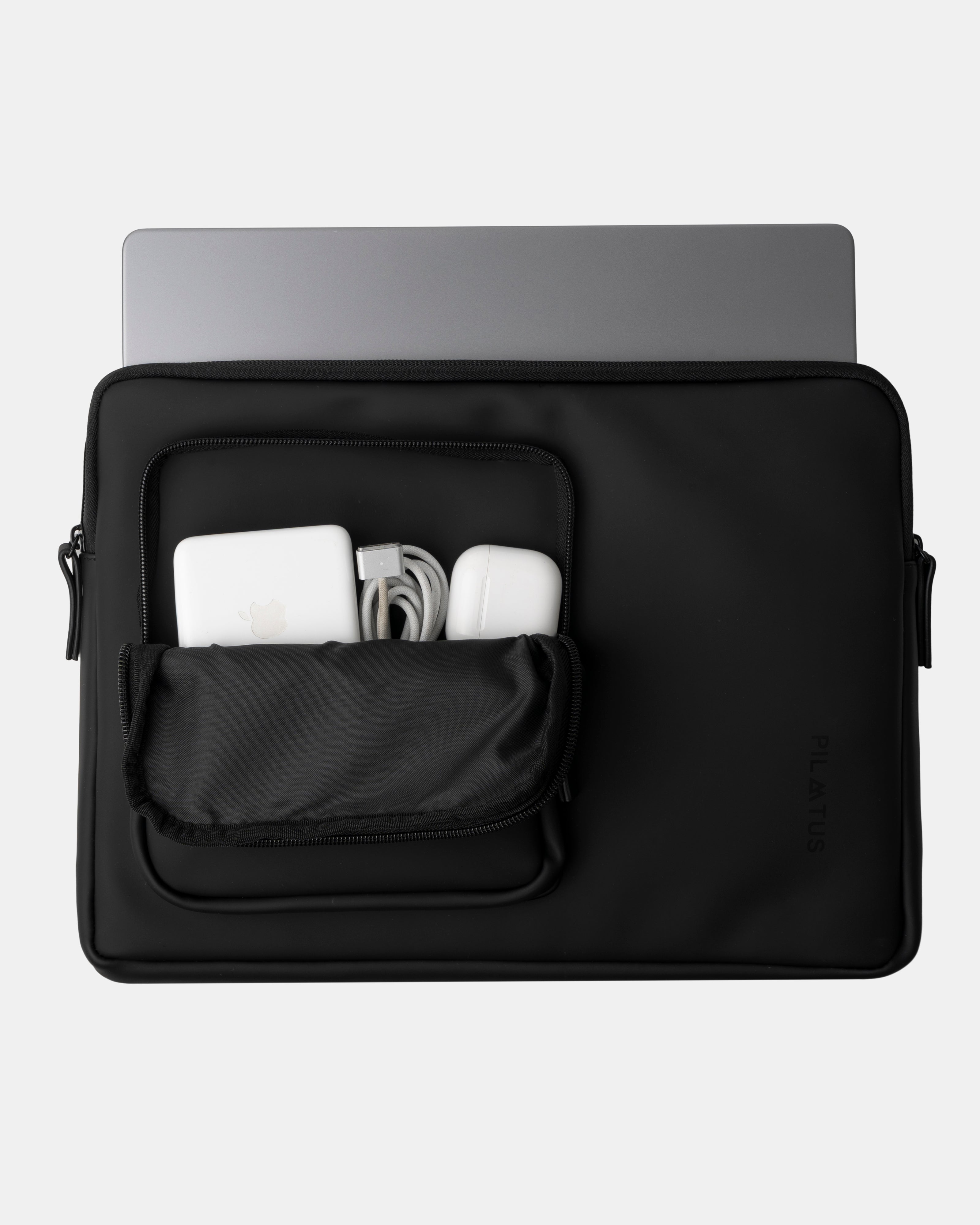 Urban Sleeve Deep Black