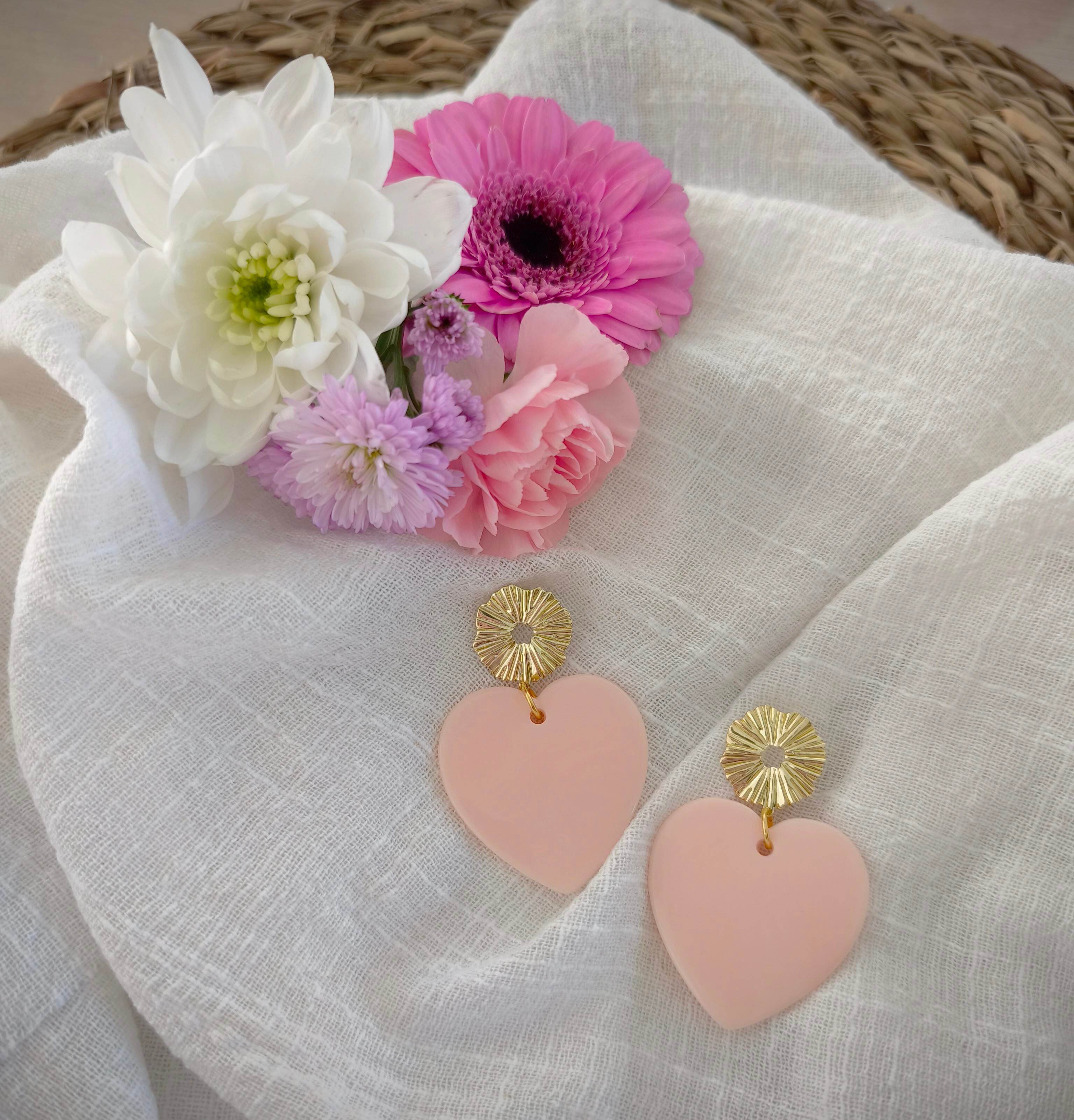 Boucles d'oreilles acrylique coeur pêche