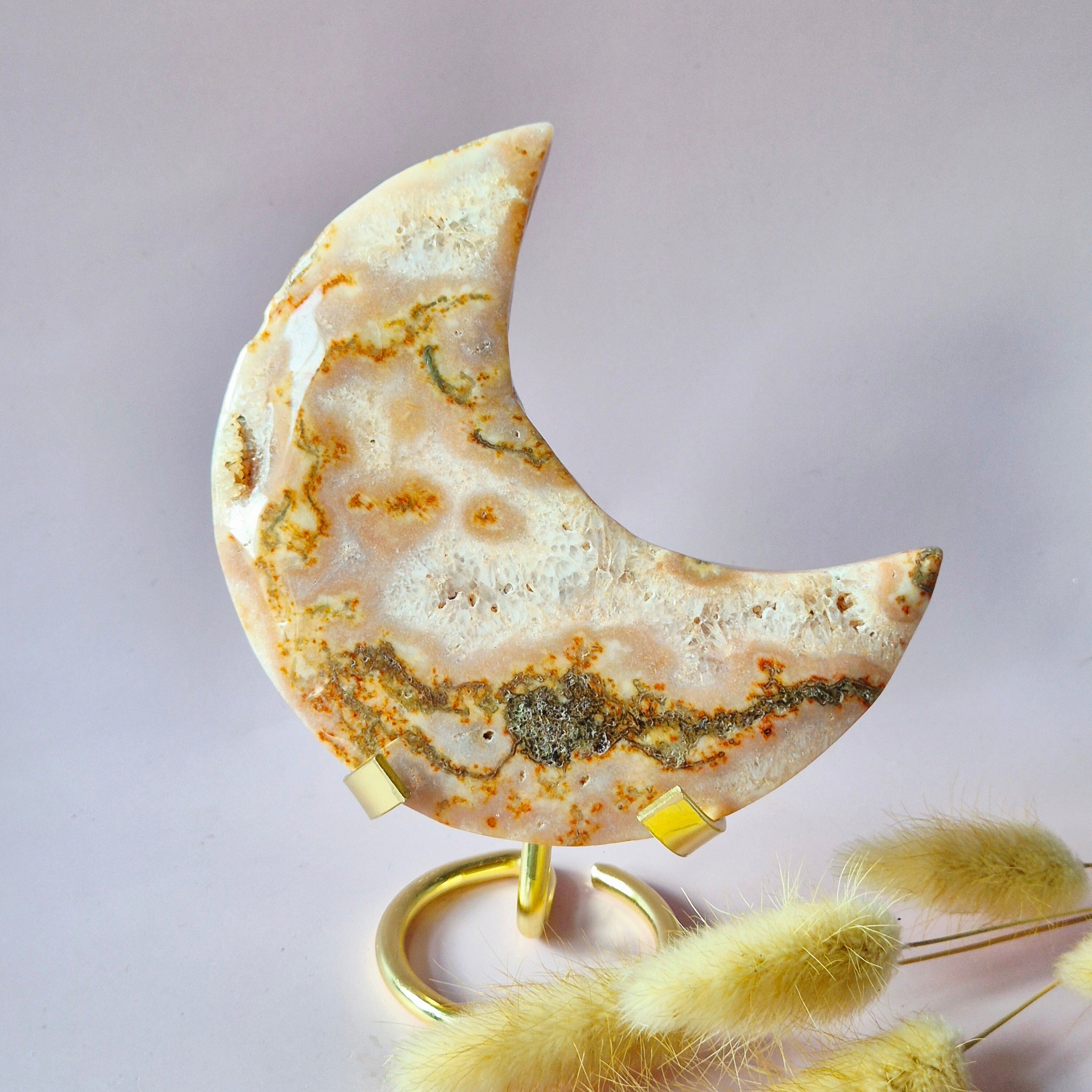 Druzy-Rotmoosachat-Mond auf Ständer – 205 g Edelstein-Statement-Piece