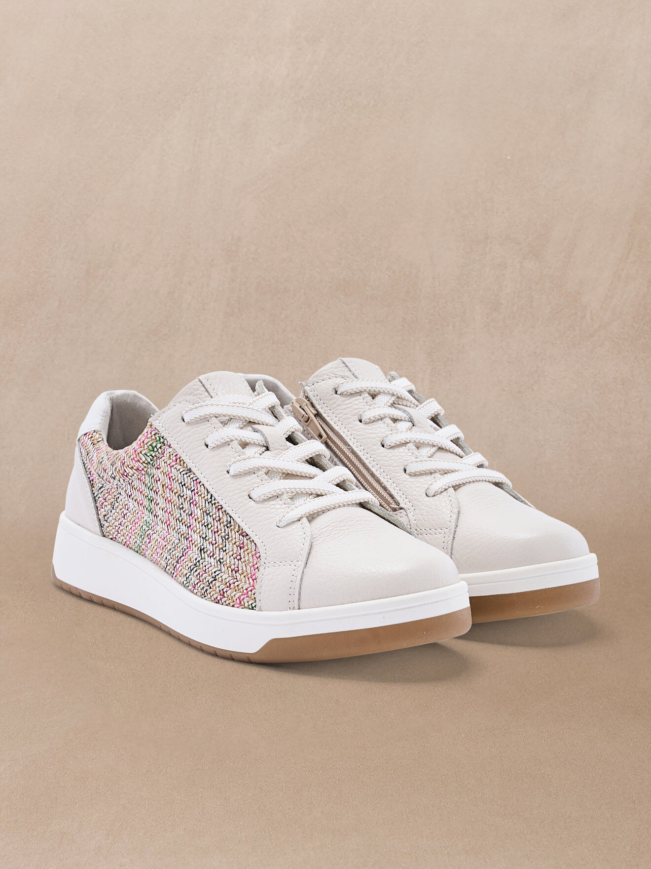 Women's sneakers and shoes with printed panels (2013469_0032)