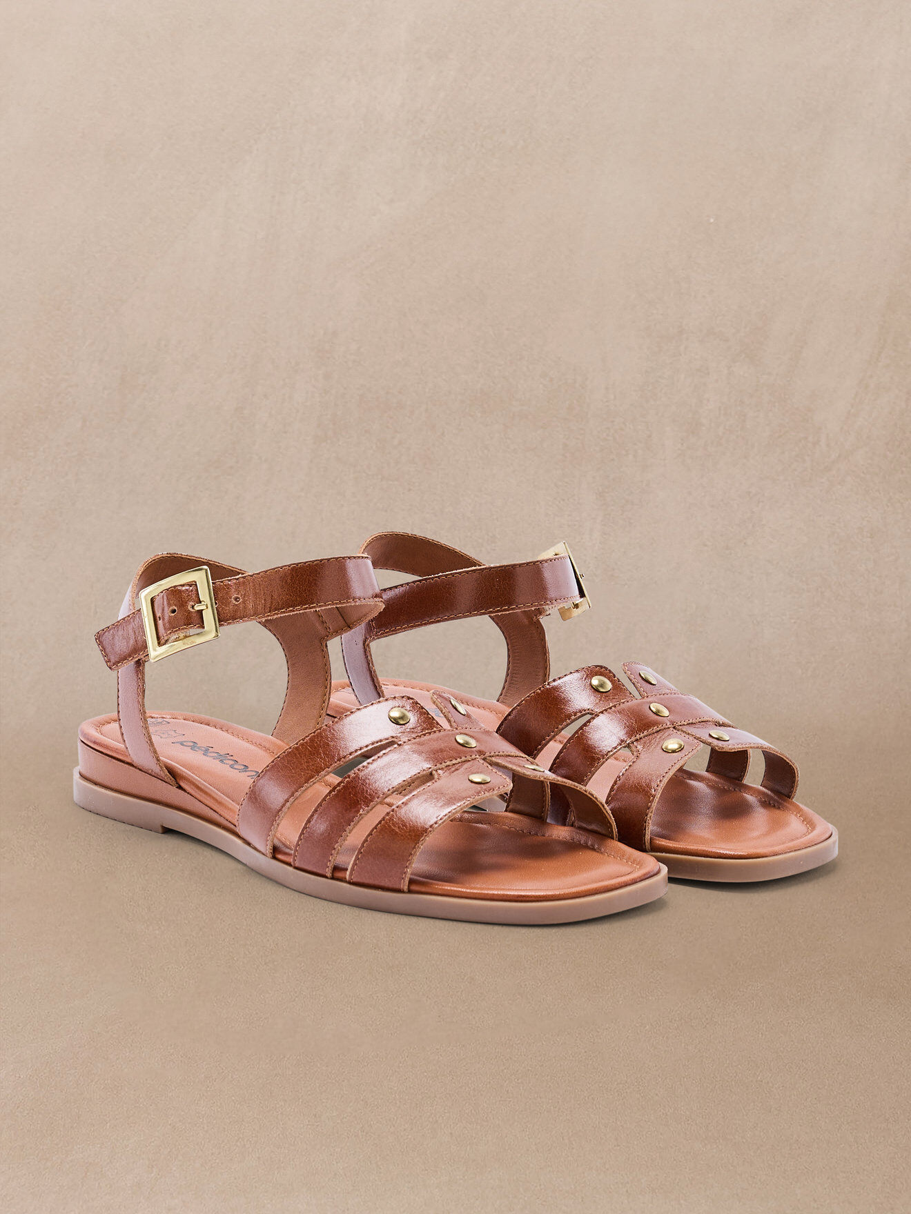 Women's flat sandals and shoes with studded details (2013529_0023)