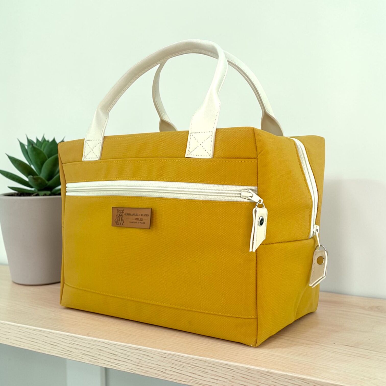 Vanity, "Brooklyn" mustard