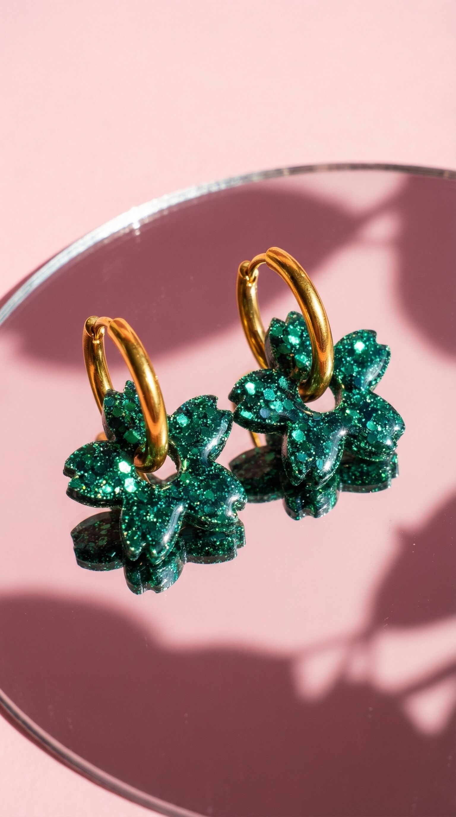 Boucles d'Oreilles Créoles Tiaré Emeraude