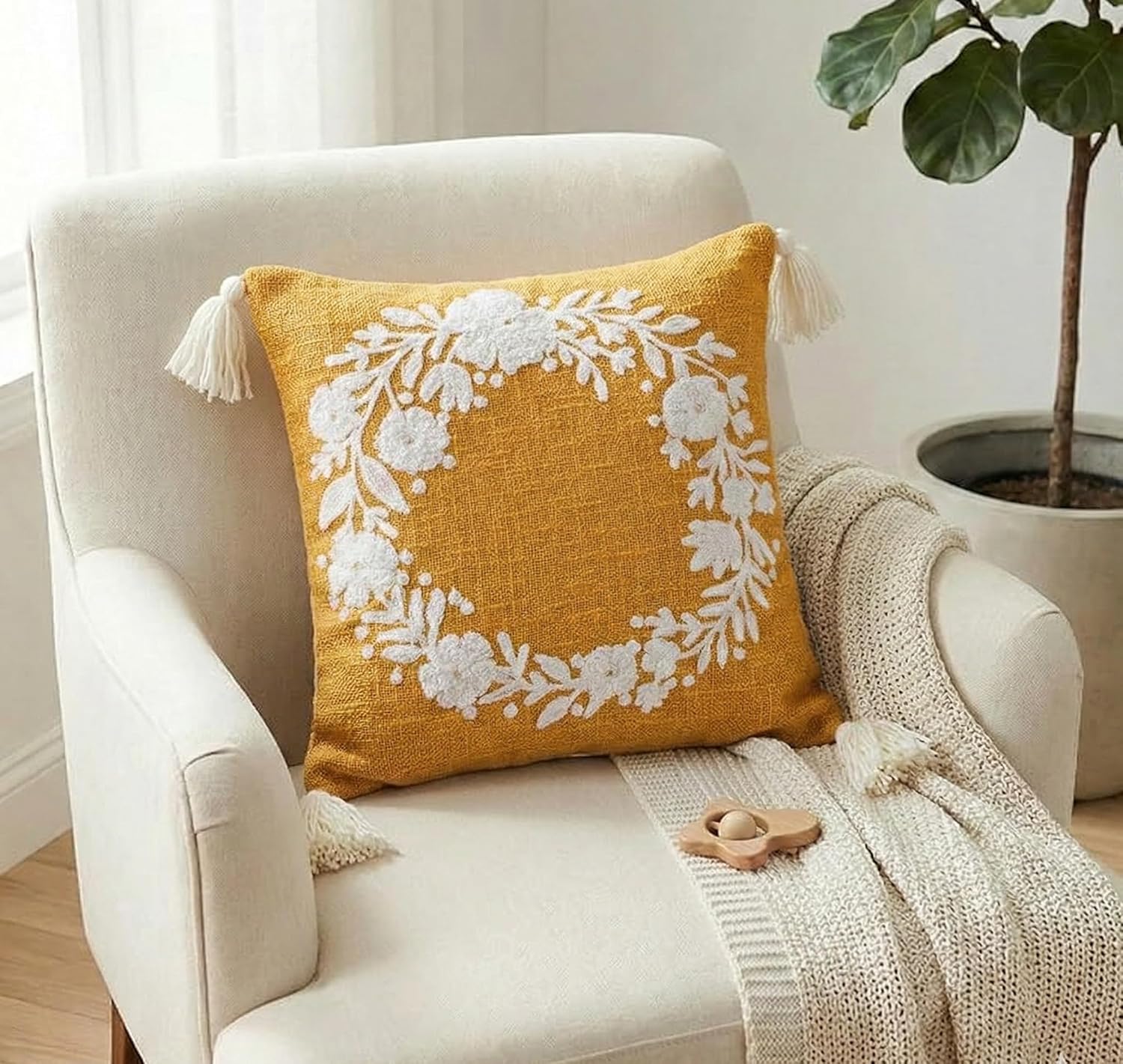 Boho Cushion Cover – Embroidered Slub Cotton Pillow Case – Tufted Tassels – 16x16 Inch
