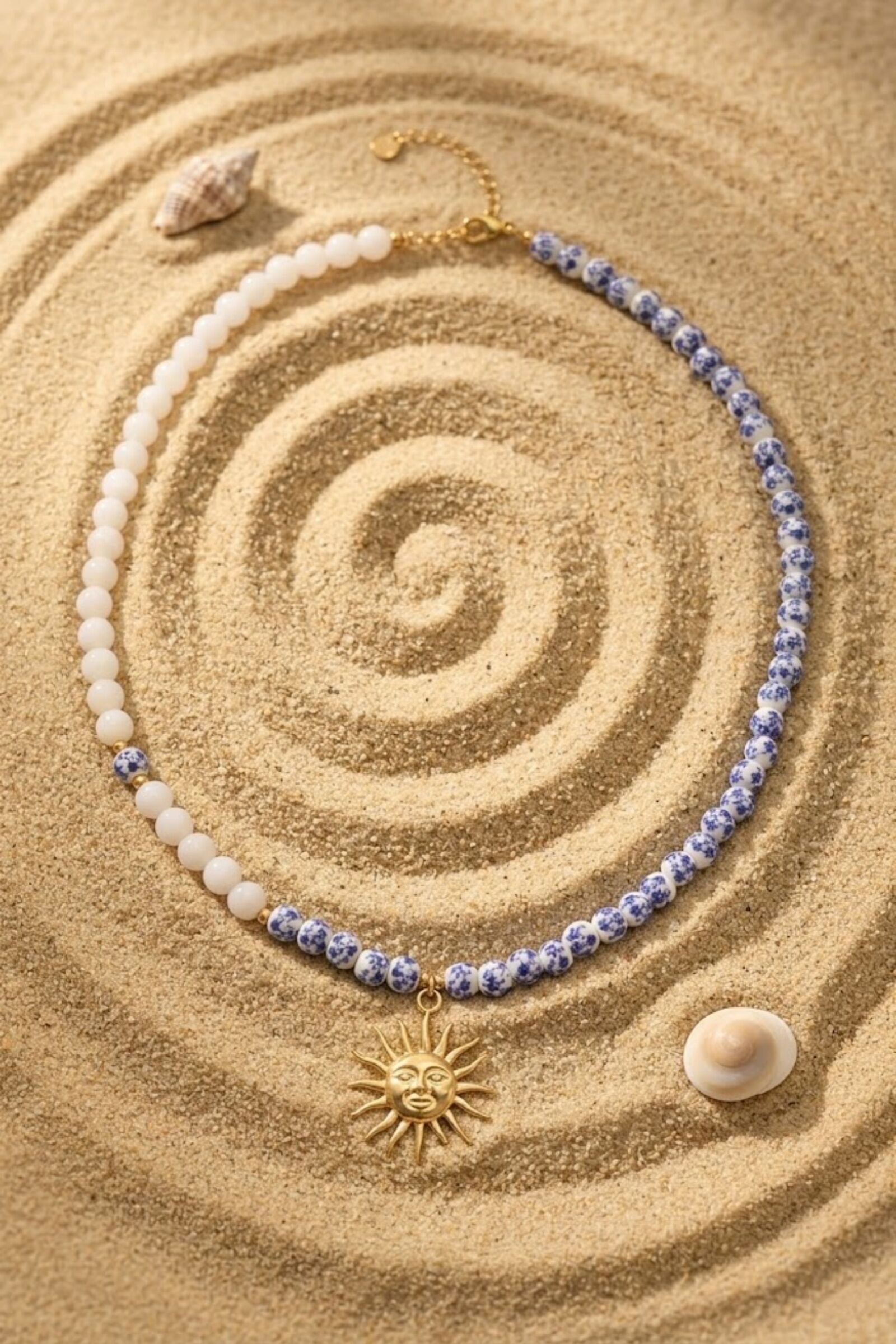 Shell Bead Necklace – Gold-Plated Stainless Steel