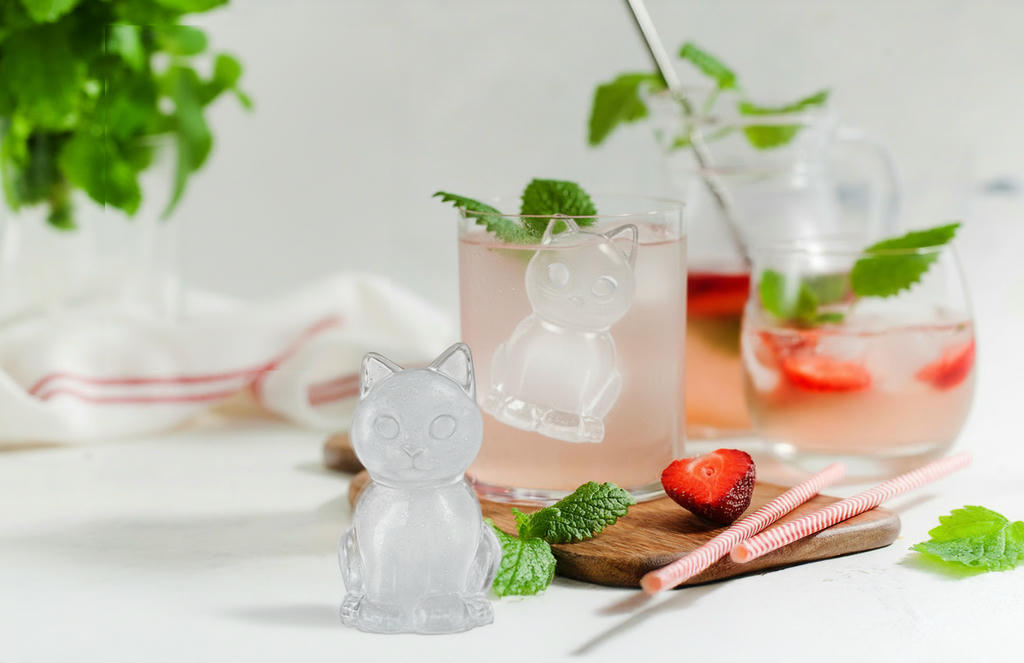 Kitty ice cube tray