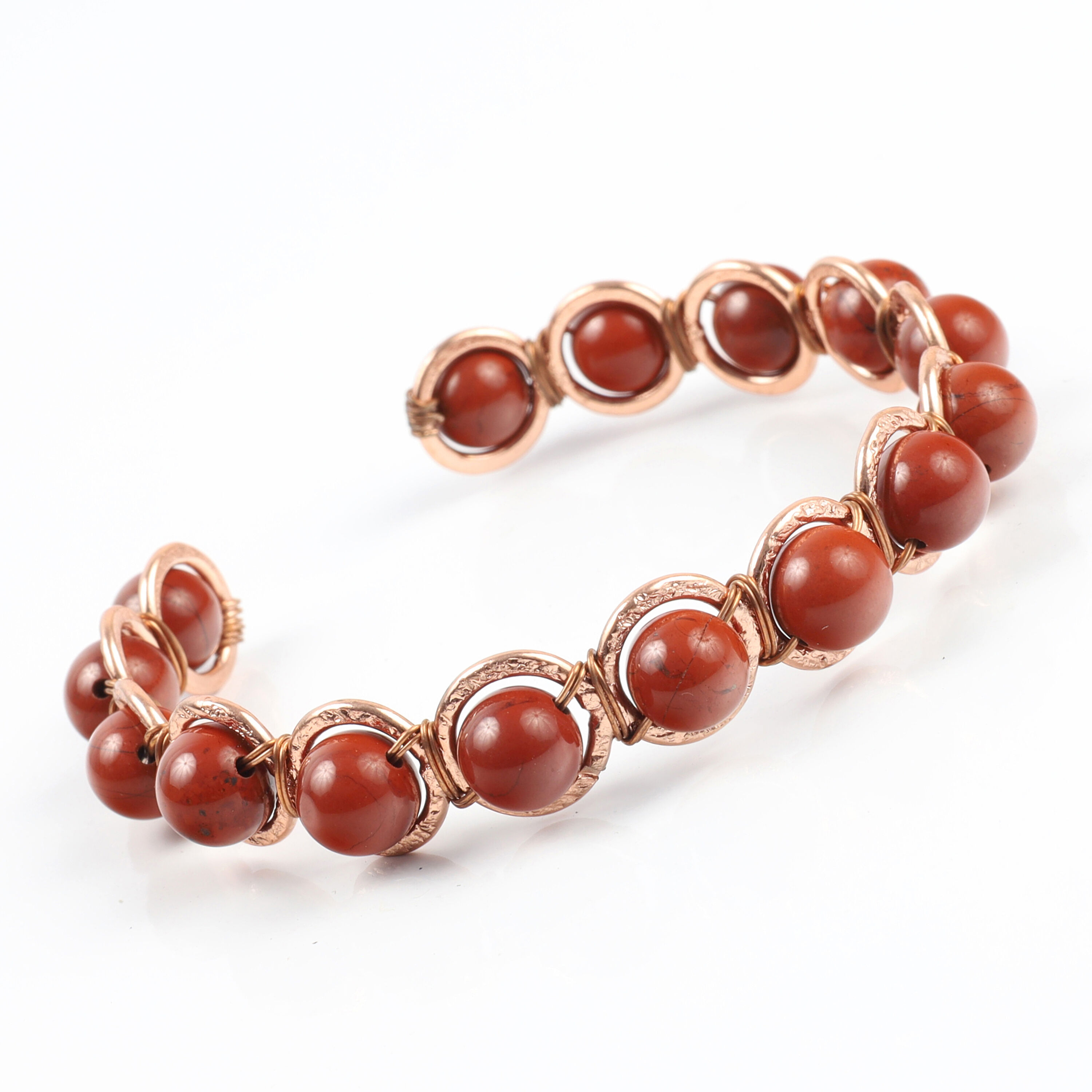 Armband aus Kupfer und rotem Jaspiskristall