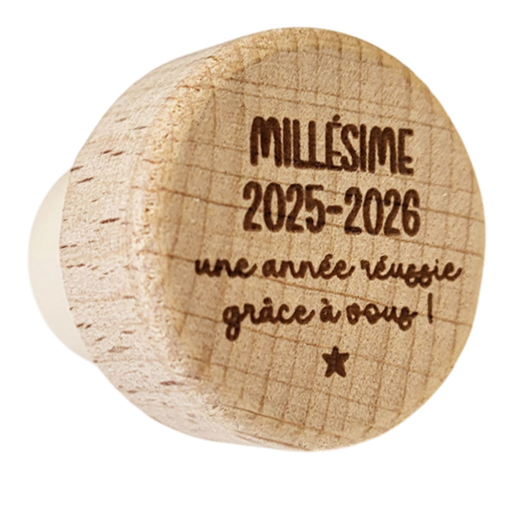 Wooden bottle stopper – End of school year gift – Vintage 2025-2026 a successful year thanks to you!