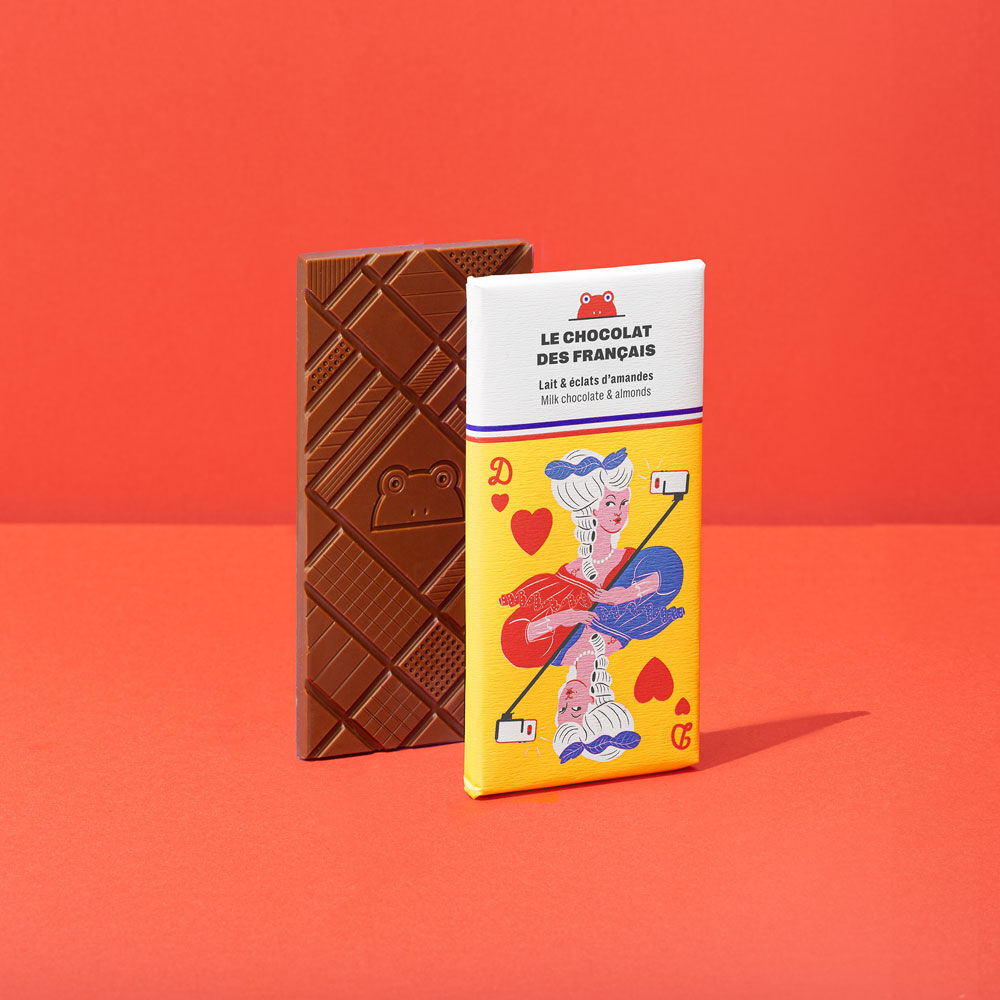 Milk chocolate bar with almond pieces - 70g