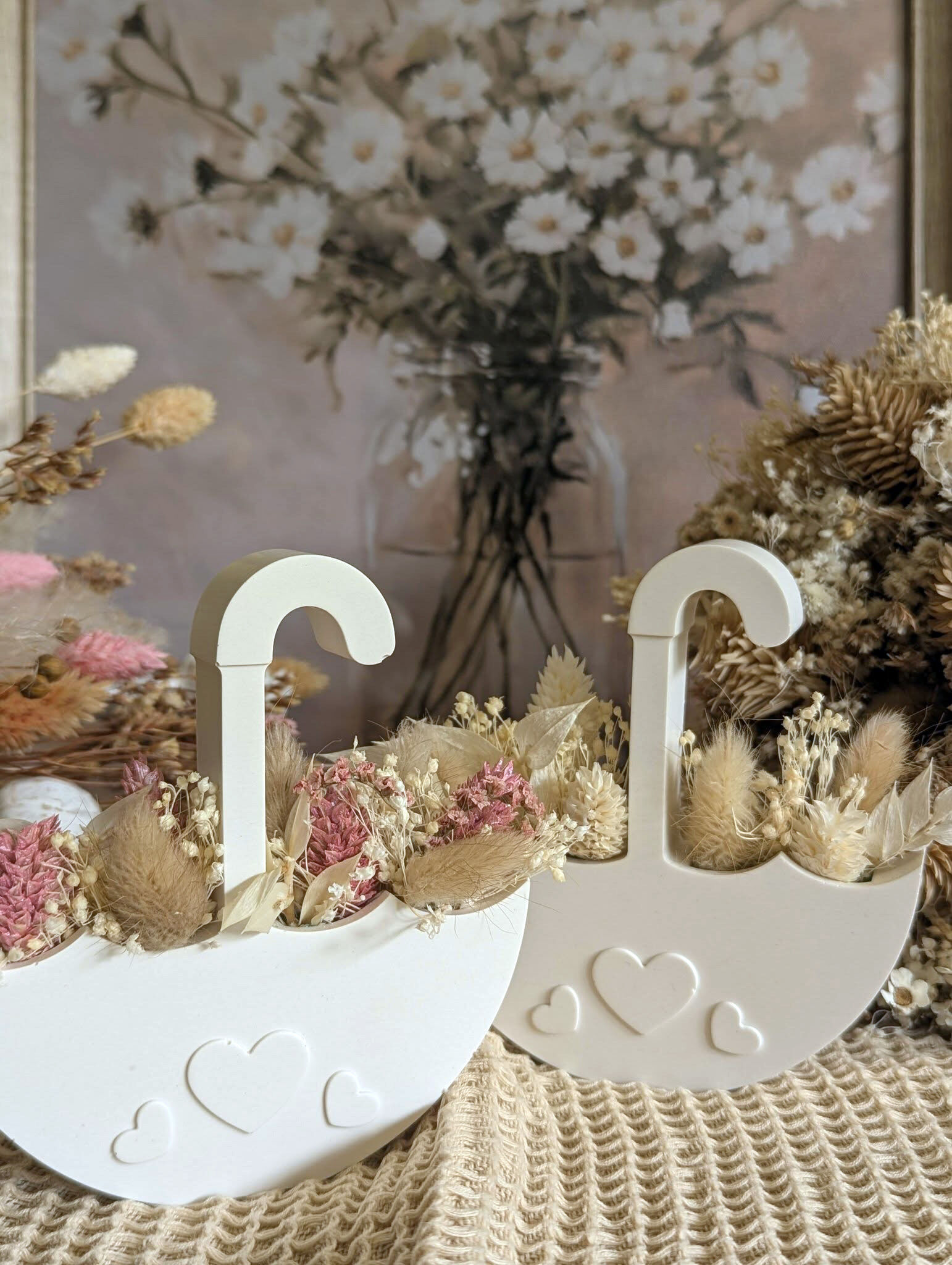 Handmade creation - Jesmonite & dried flower umbrella - Mother's Day
