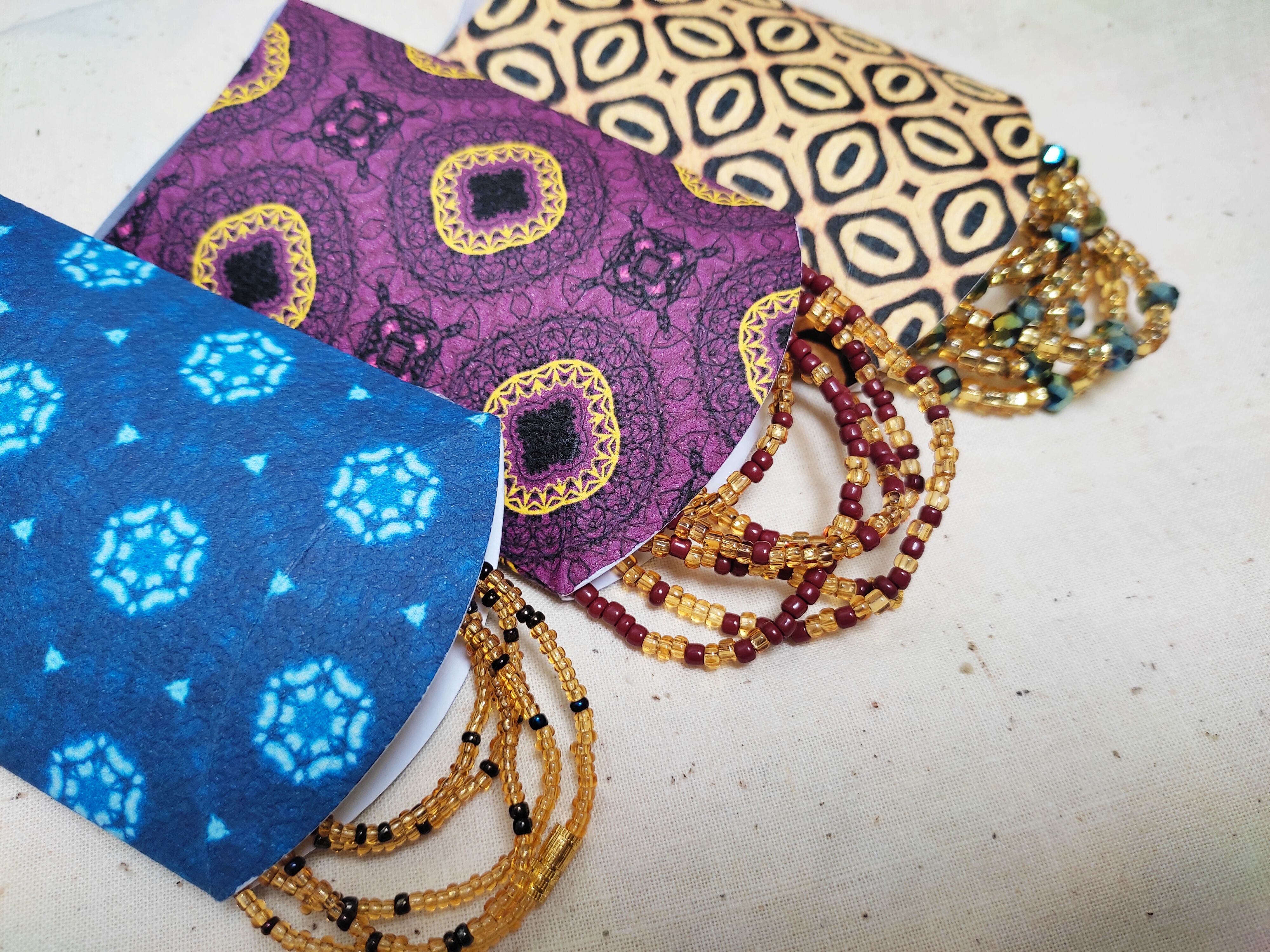 Cuentas para la cadera con cierre – Set de 12 piezas | Varios tamaños y caja de regalo incluida