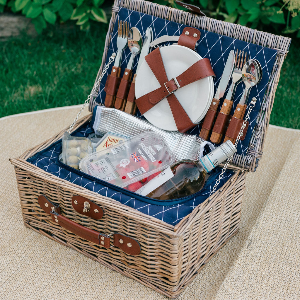 Antique Wash Wicker Navy Diamond 4 Person Picnic Basket