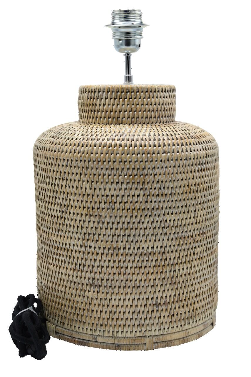 Kyan lamp in natural white cerused rattan