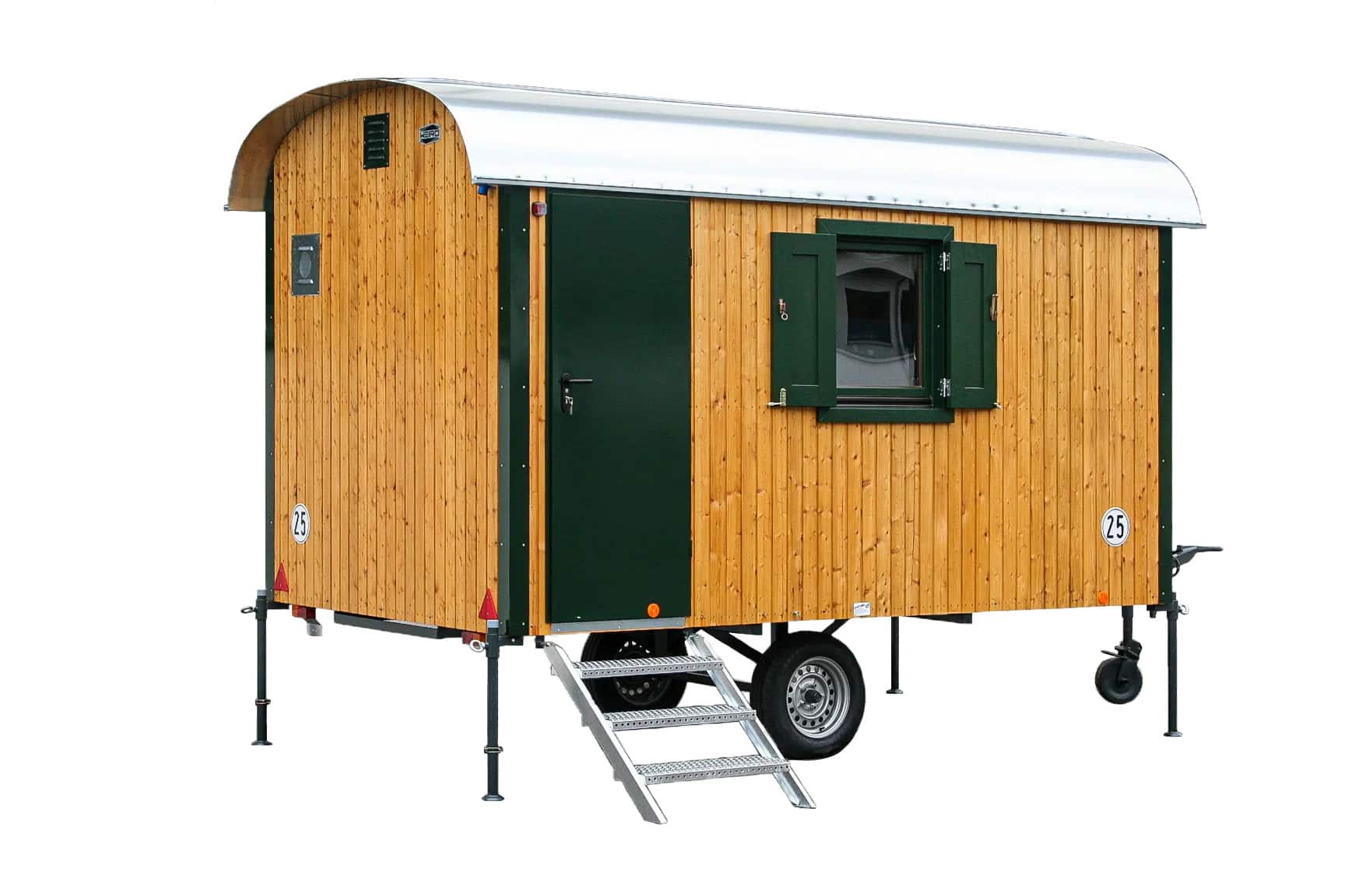 Kita, atelier complet dans une roulotte de chantier avec panneaux de bois